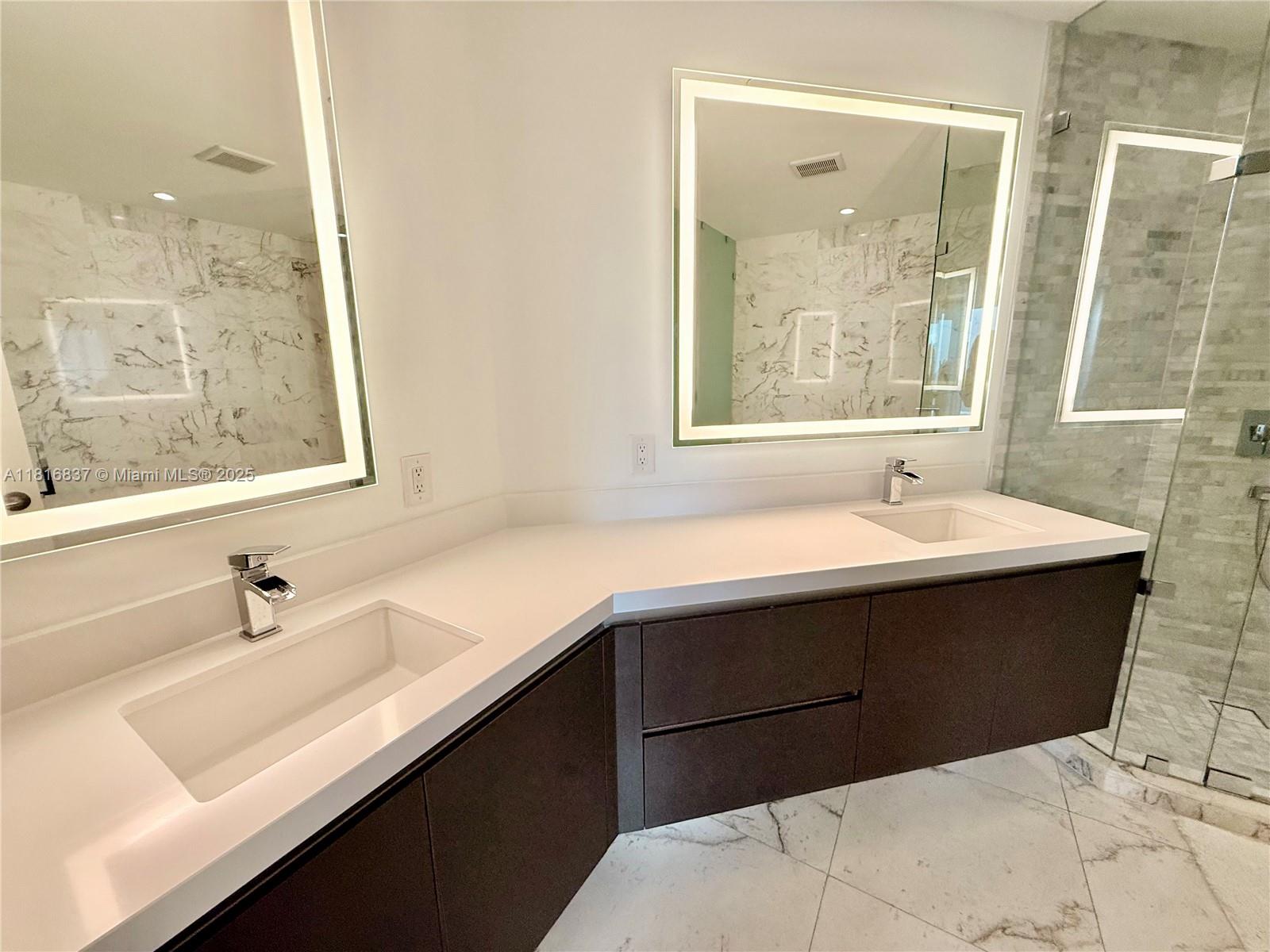 851 NE 1st Ave #1108, Miami FL 33132
