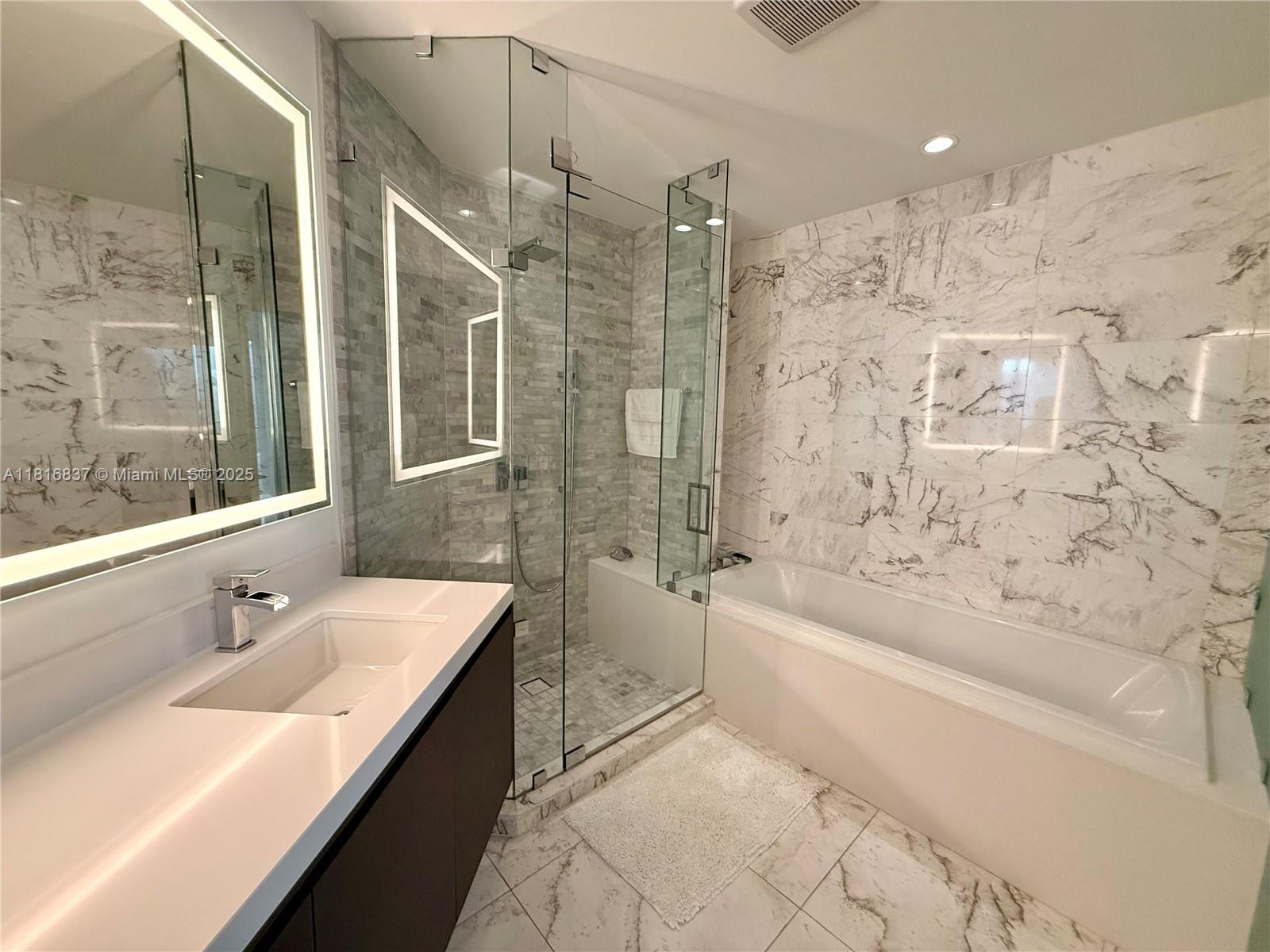 851 NE 1st Ave #1108, Miami FL 33132
