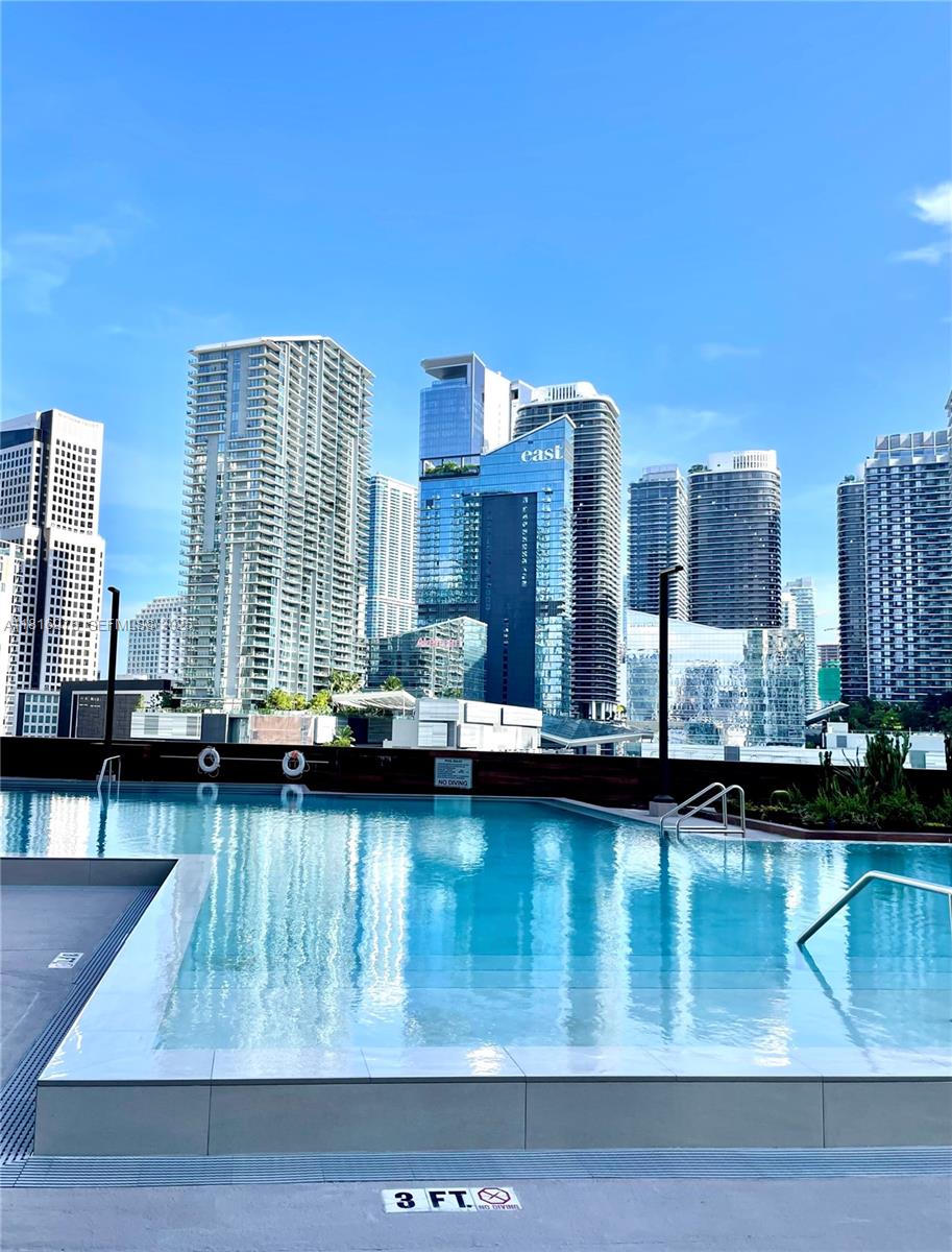 350 S Miami Ave #1103, Miami FL 33130