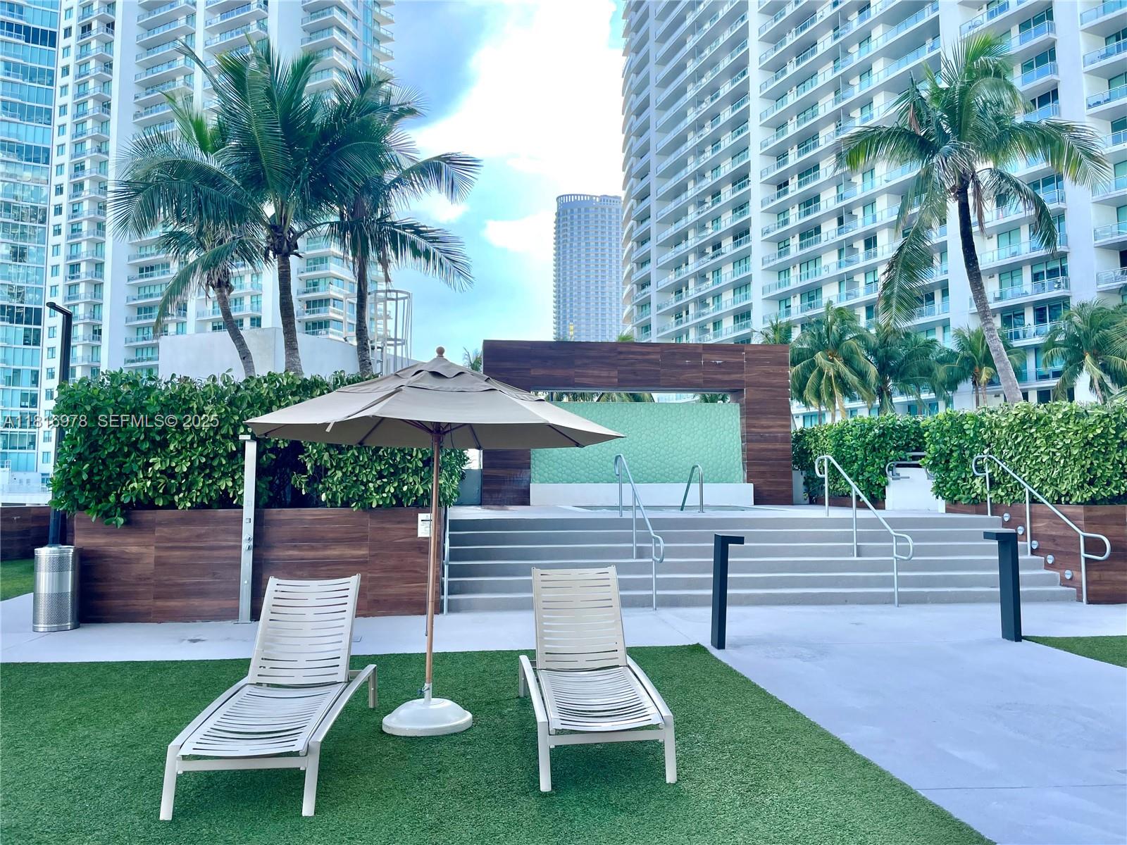 350 S Miami Ave #1103, Miami FL 33130