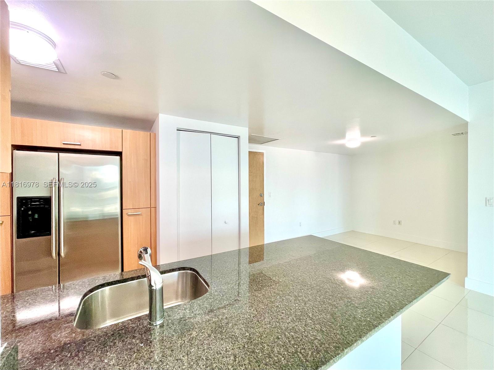 350 S Miami Ave #1103, Miami FL 33130