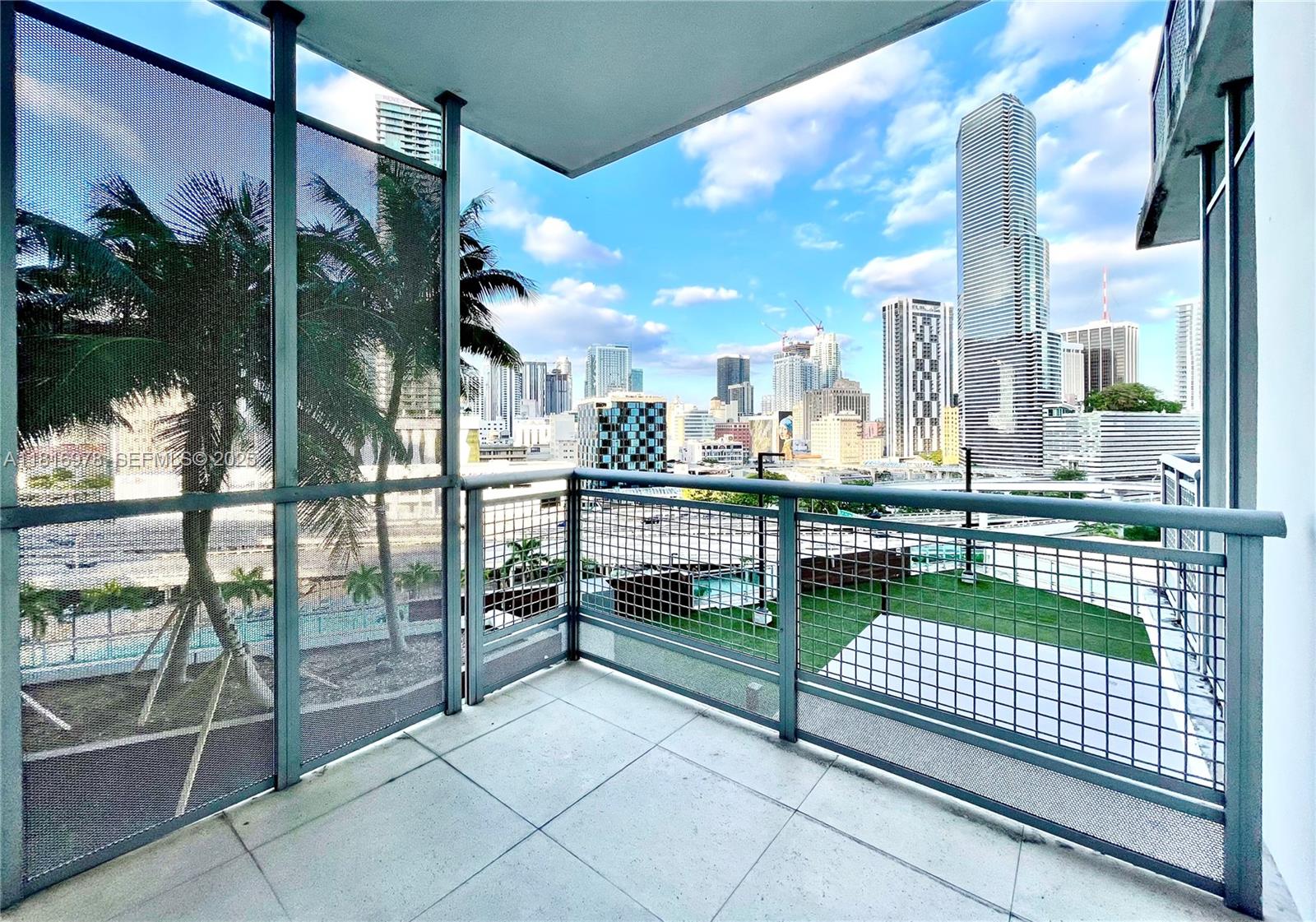 350 S Miami Ave #1103, Miami FL 33130