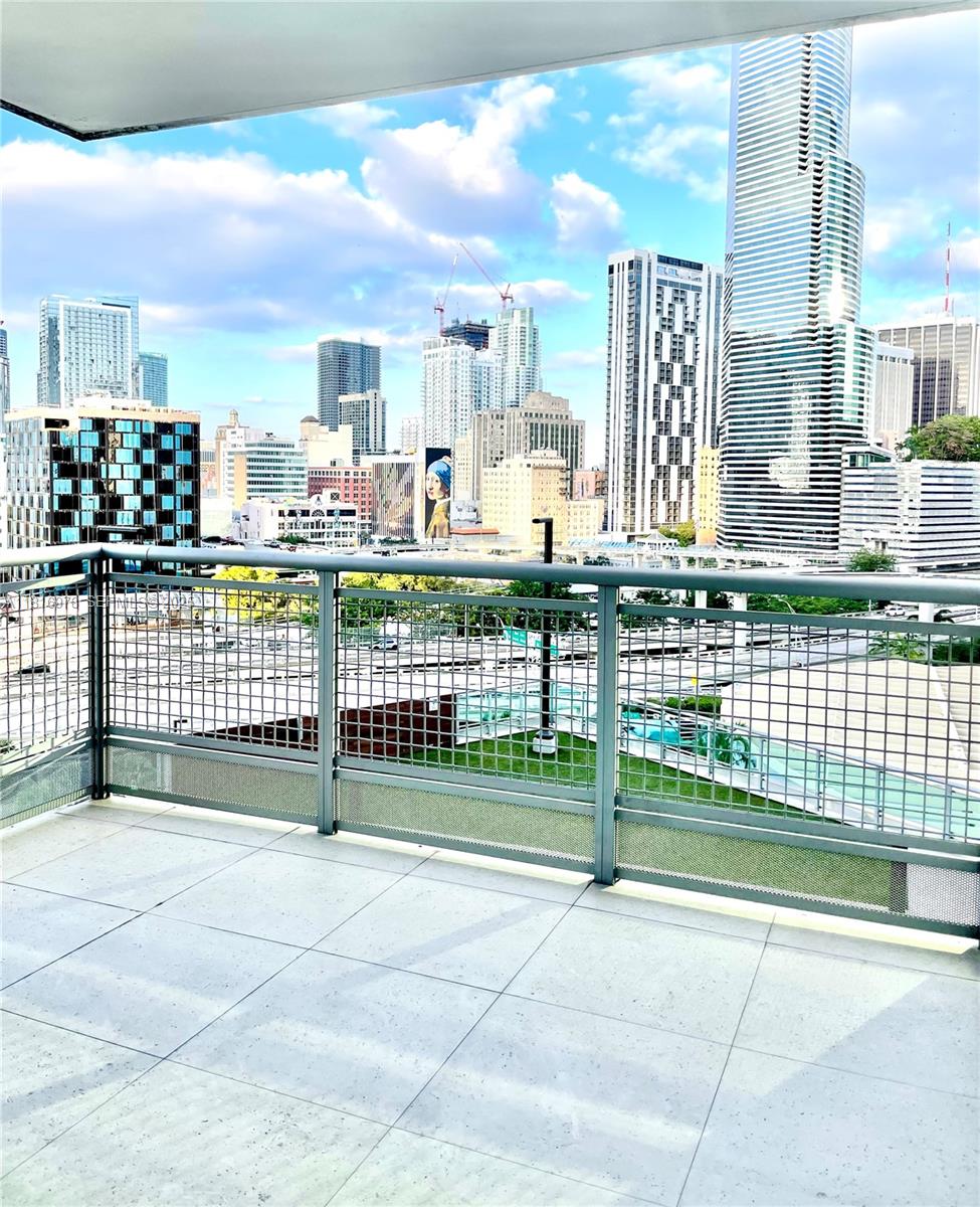 350 S Miami Ave #1103, Miami FL 33130