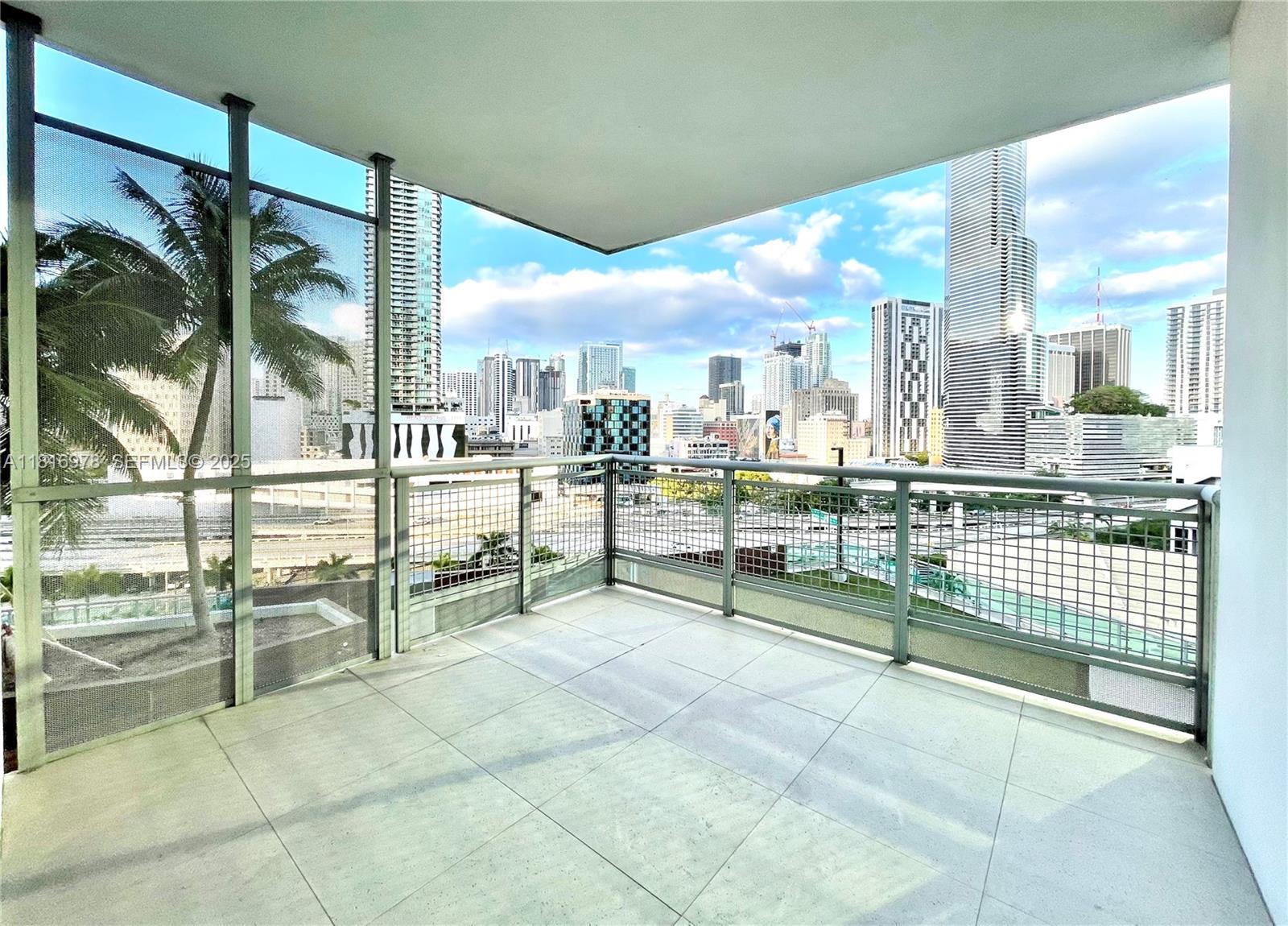 350 S Miami Ave #1103, Miami FL 33130
