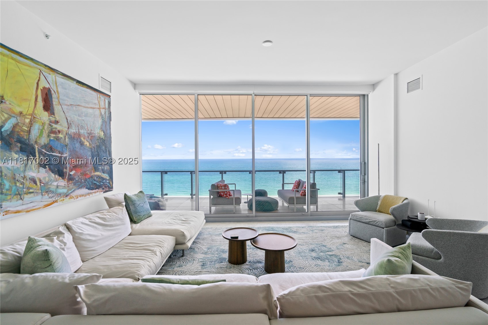 5775 Collins Ave #1602, Miami Beach FL 33140