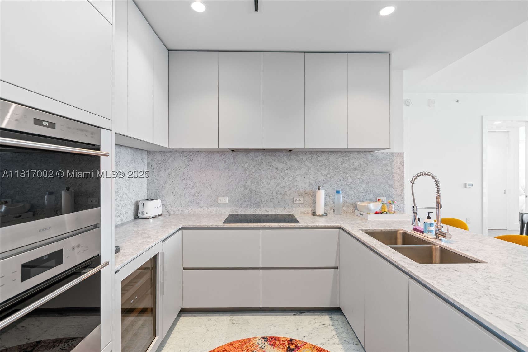 5775 Collins Ave #1602, Miami Beach FL 33140