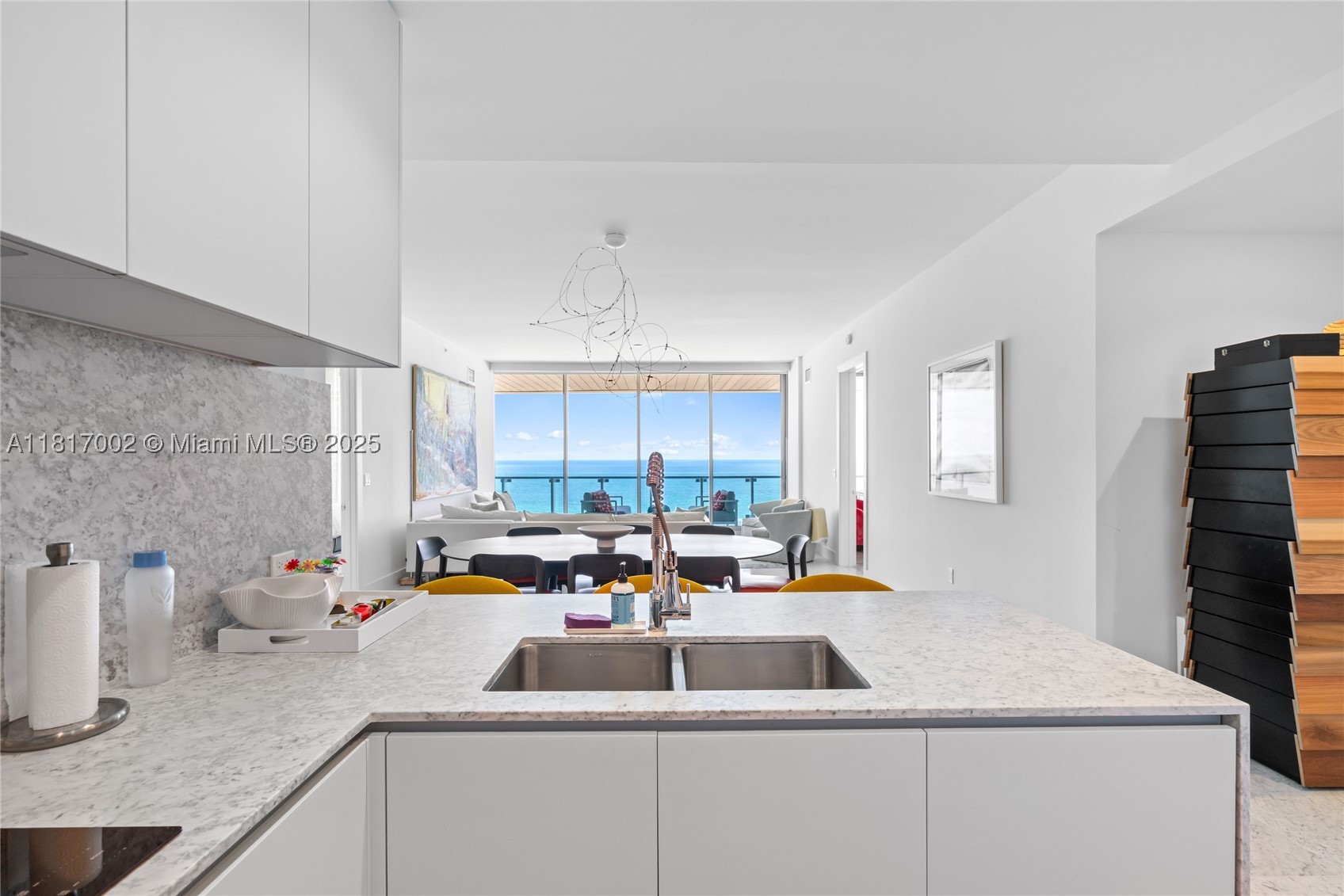 5775 Collins Ave #1602, Miami Beach FL 33140
