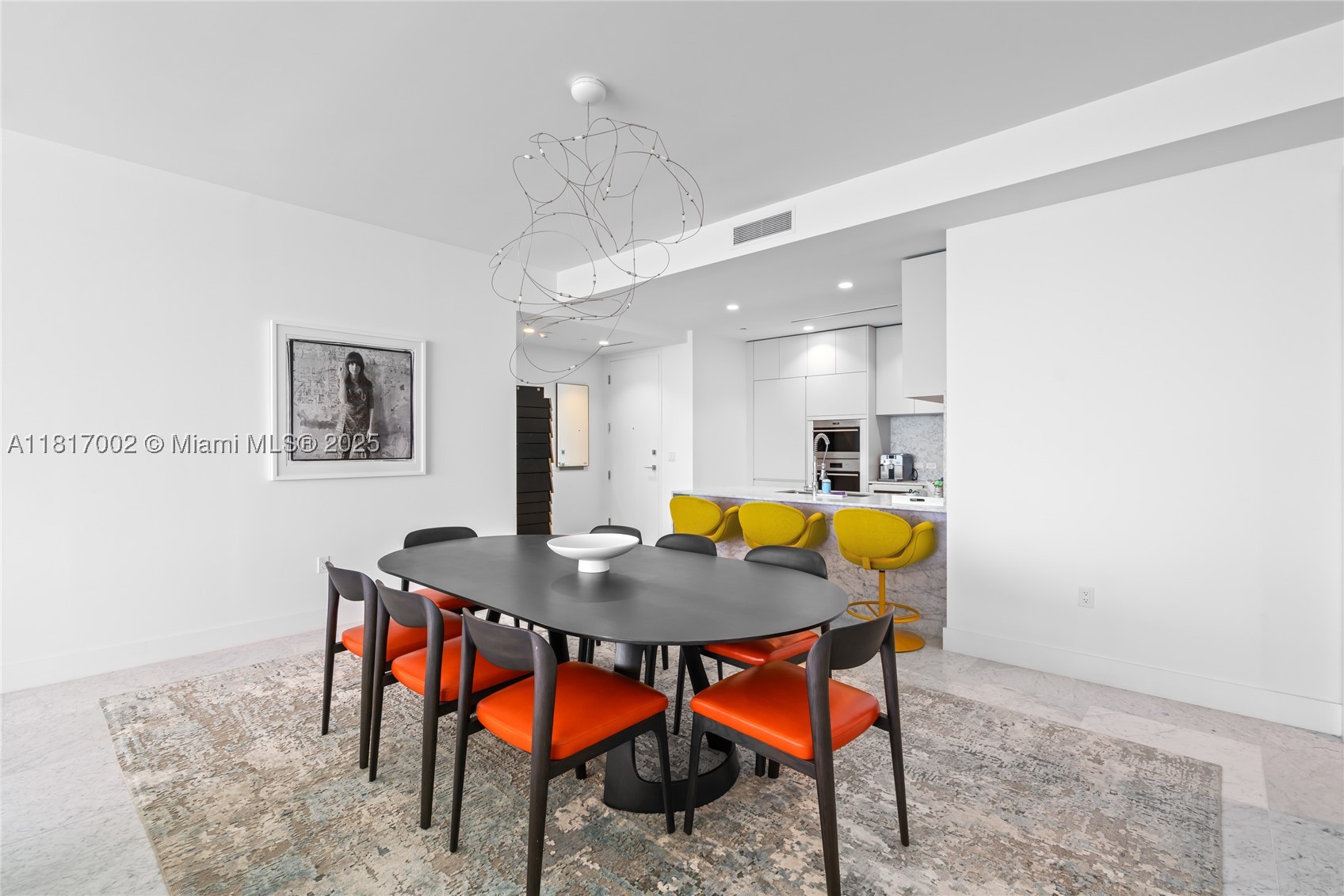 5775 Collins Ave #1602, Miami Beach FL 33140