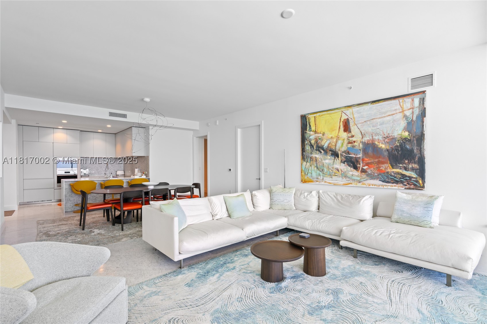 5775 Collins Ave #1602, Miami Beach FL 33140