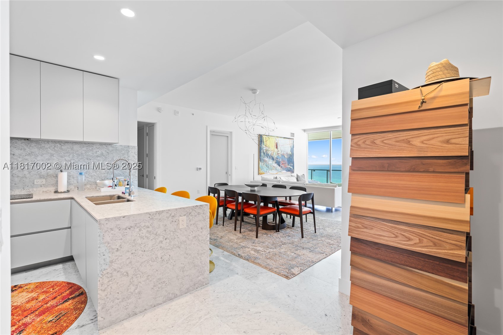 5775 Collins Ave #1602, Miami Beach FL 33140