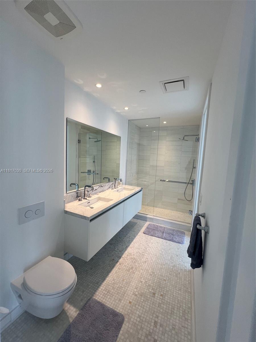 700 NE 26th Ter #2004, Miami FL 33137