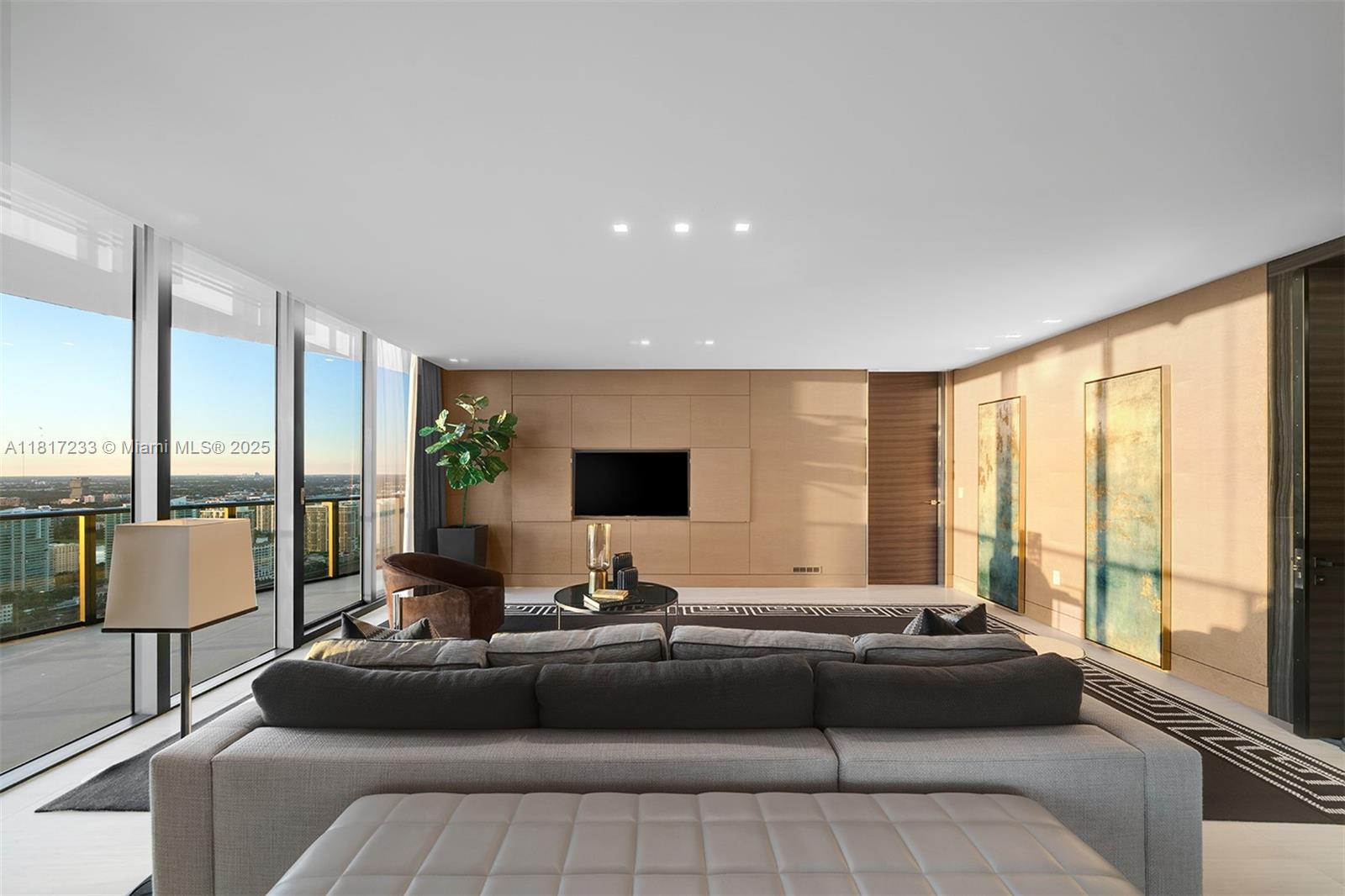 19575 Collins Ave #PH-43, Sunny Isles Beach FL 33160