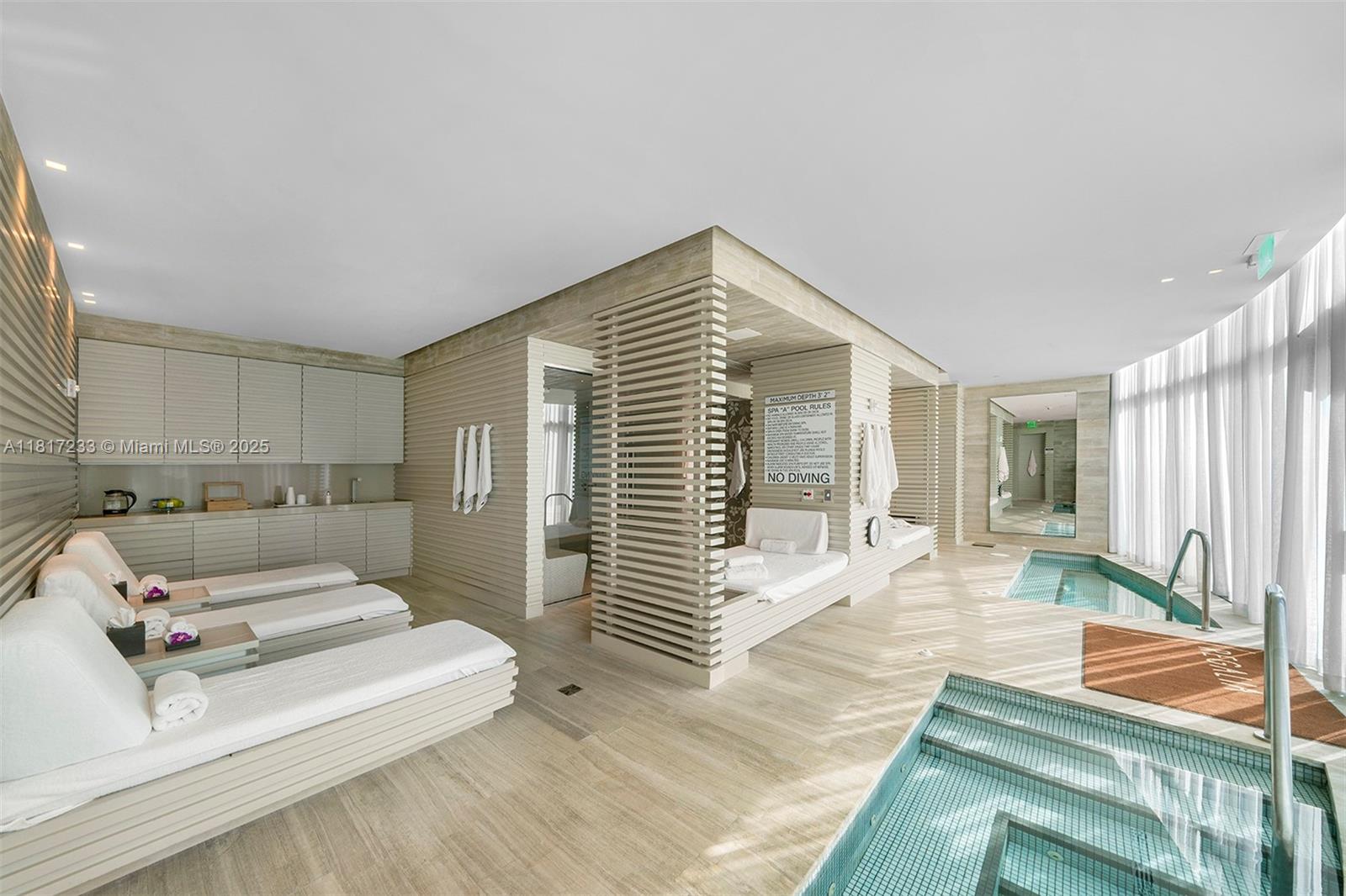19575 Collins Ave #PH-43, Sunny Isles Beach FL 33160