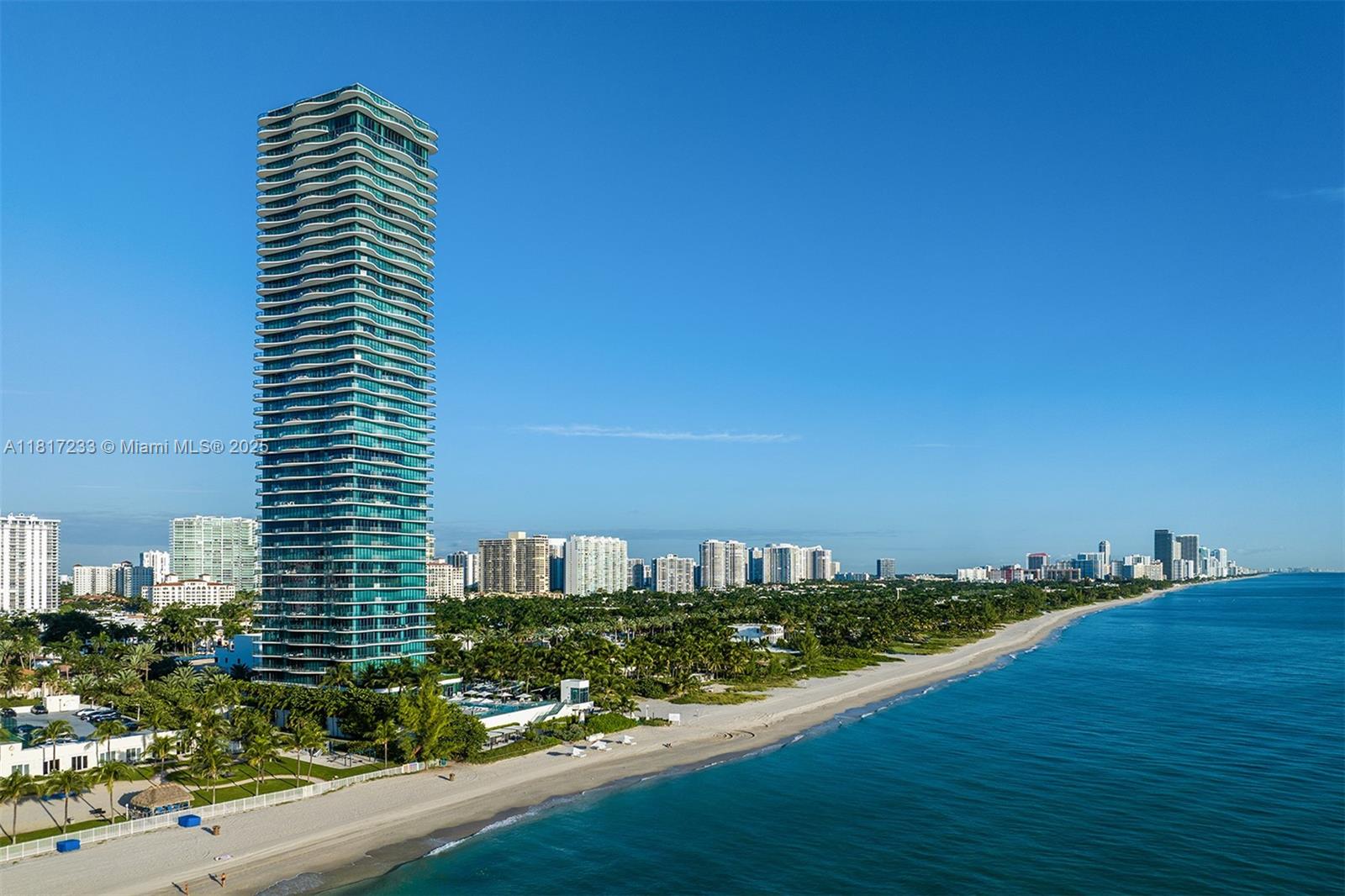 19575 Collins Ave #PH-43, Sunny Isles Beach FL 33160