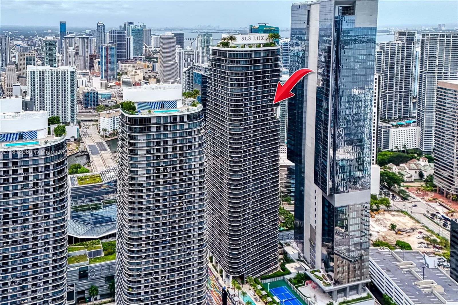 801 S Miami Ave #3704, Miami FL 33130