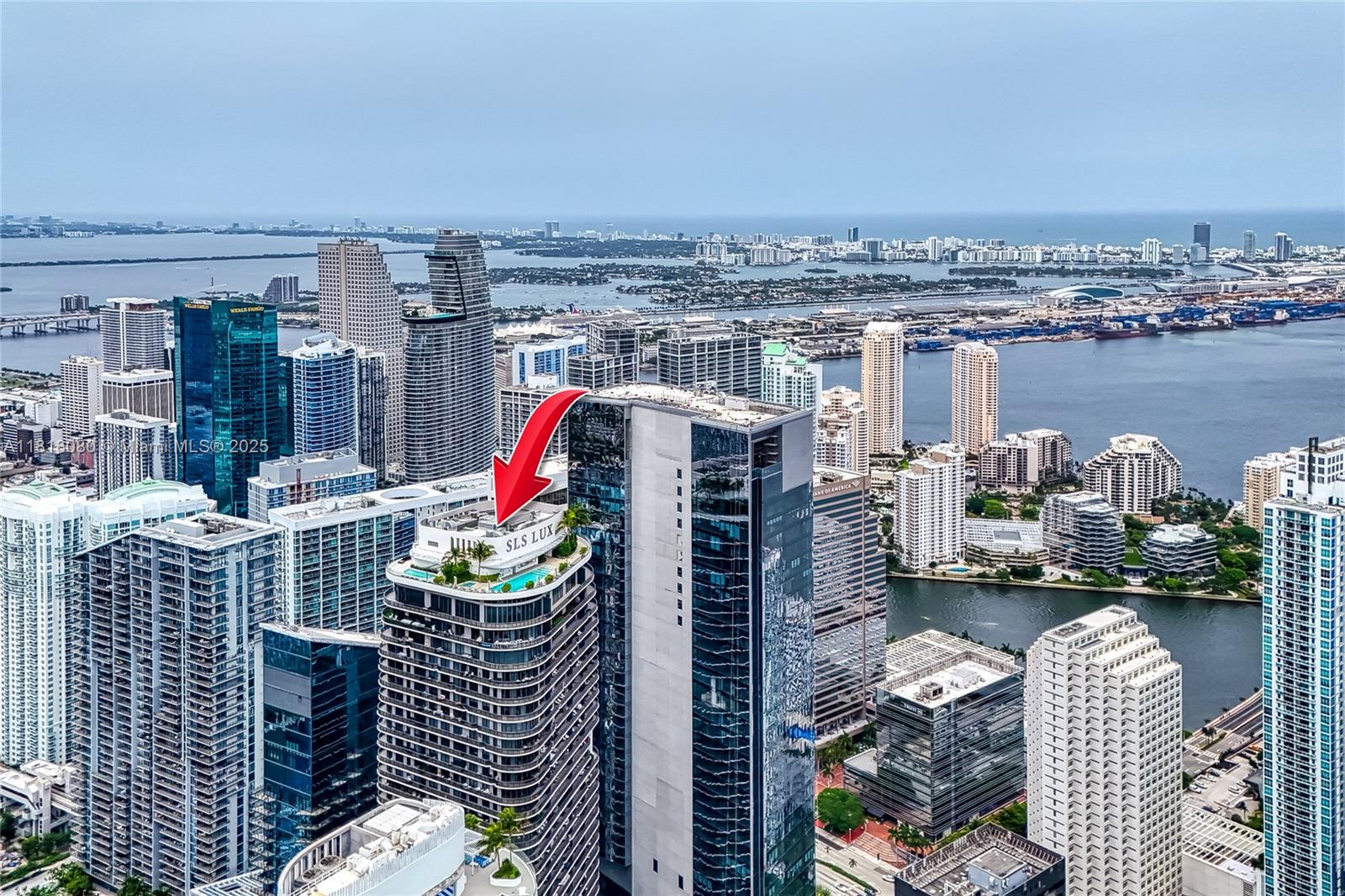 801 S Miami Ave #3704, Miami FL 33130