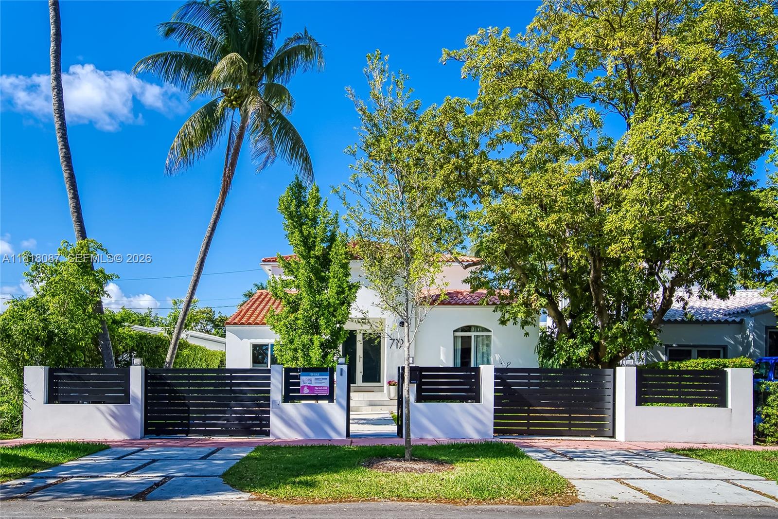 719 W 51st St, Miami Beach FL 33140