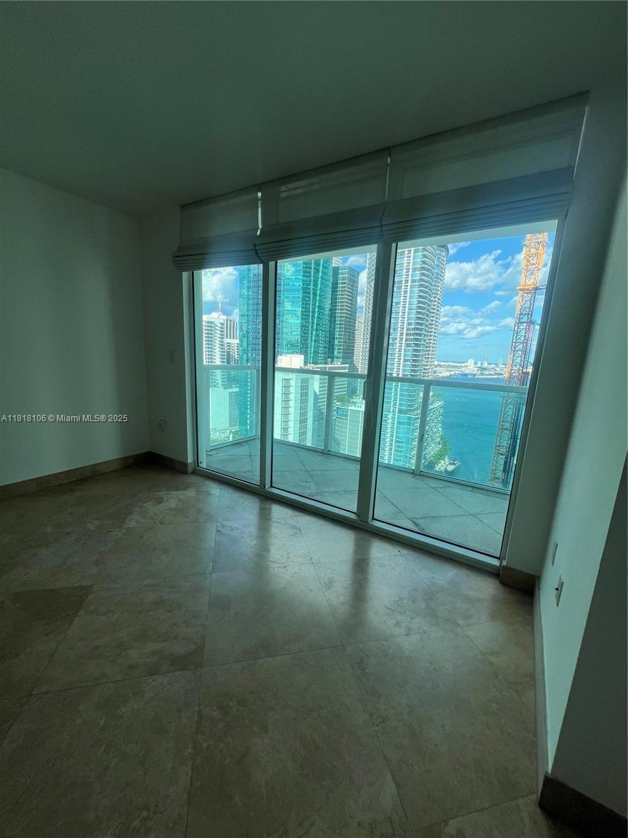 31 SE 5 ST #3004, Miami FL 33131