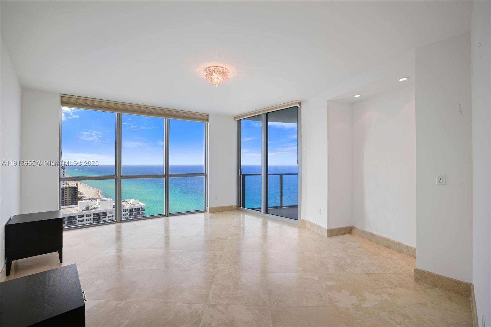 3101 S Ocean Dr #2708, Hollywood FL 33019