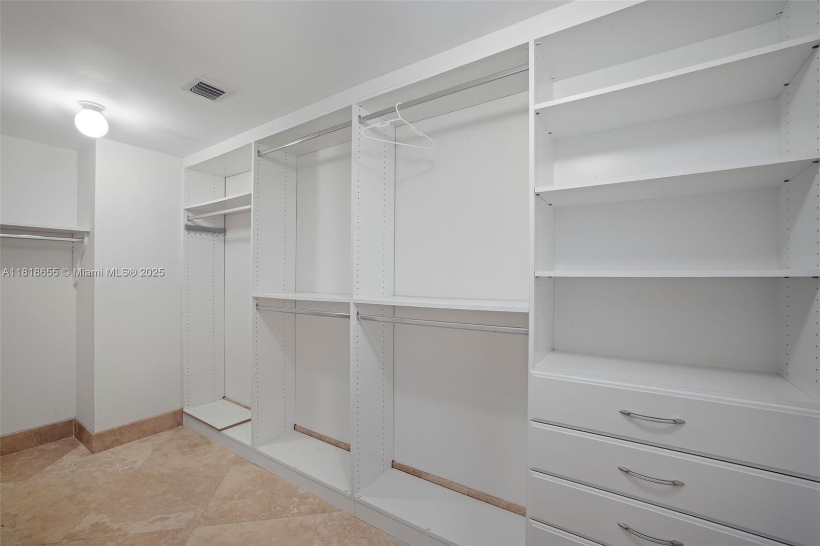 3101 S Ocean Dr #2708, Hollywood FL 33019