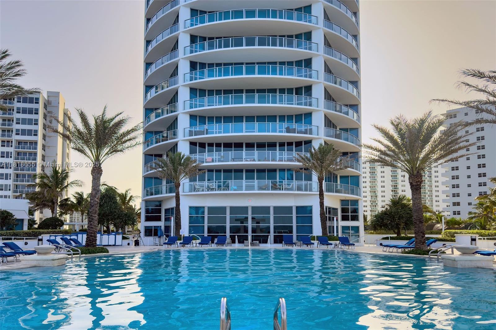 3101 S Ocean Dr #2708, Hollywood FL 33019