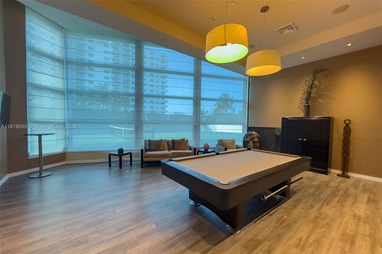 3101 S Ocean Dr #2708, Hollywood FL 33019