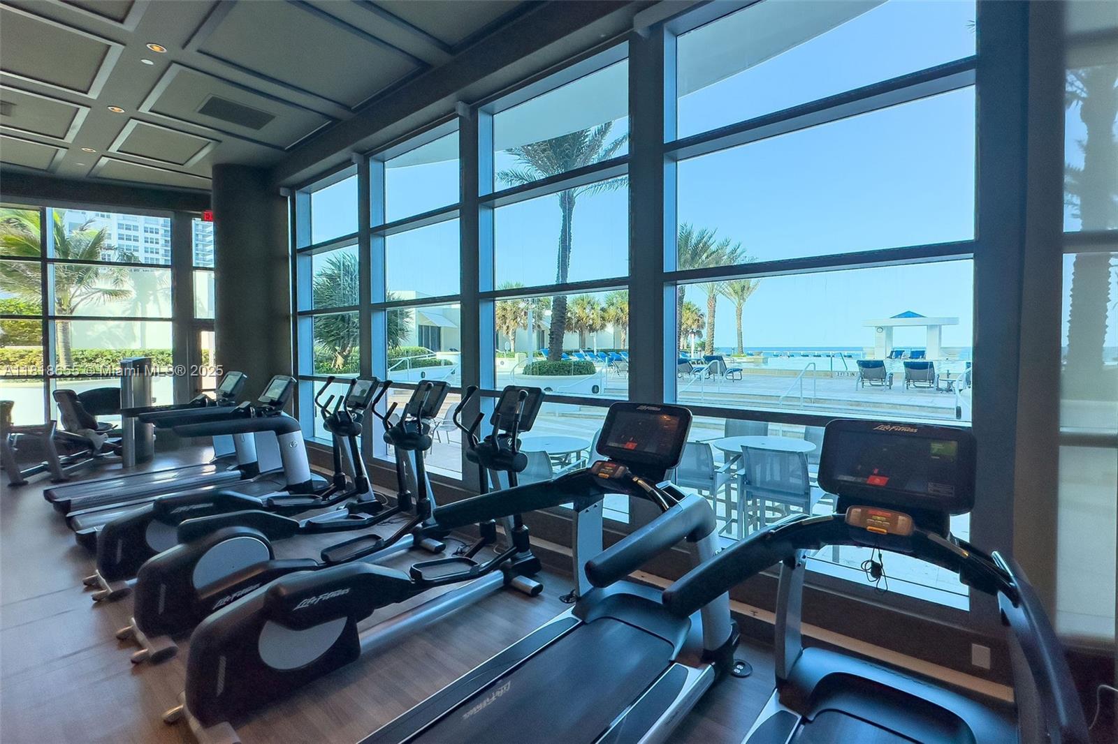 3101 S Ocean Dr #2708, Hollywood FL 33019