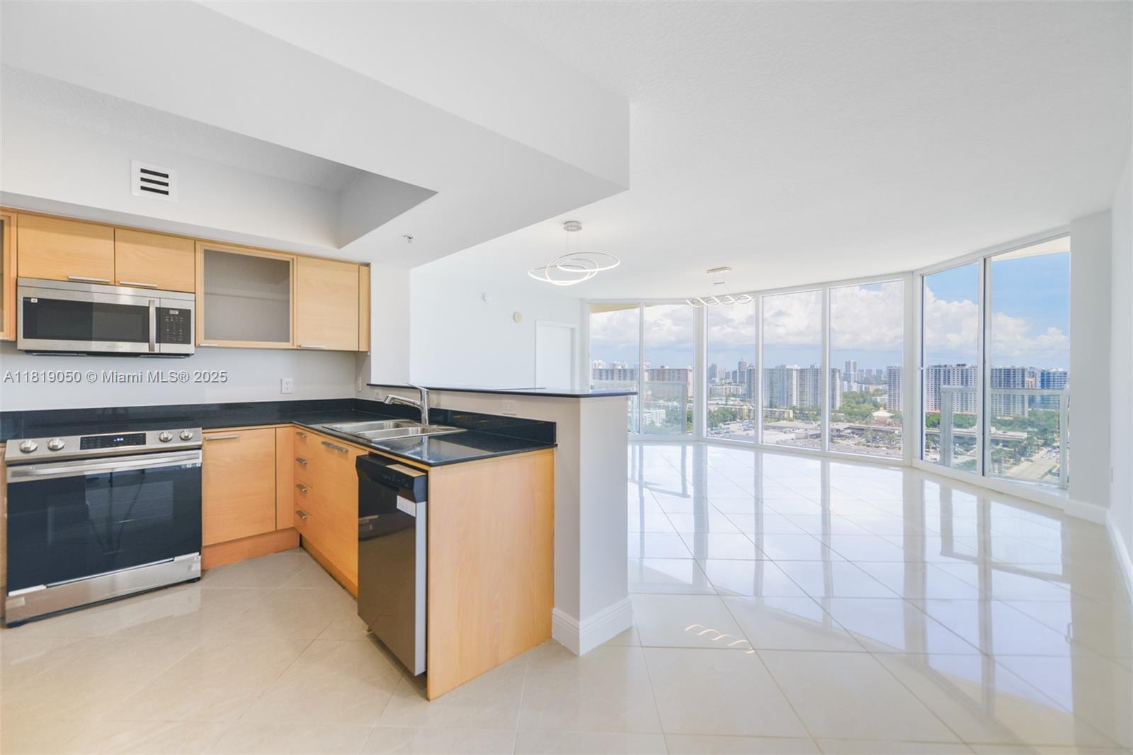 16699 Collins Ave #2107, Sunny Isles Beach FL 33160