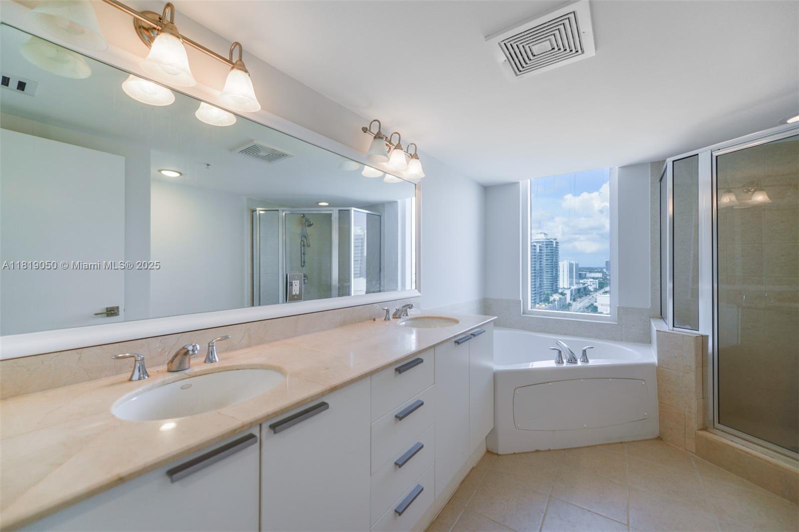 16699 Collins Ave #2107, Sunny Isles Beach FL 33160