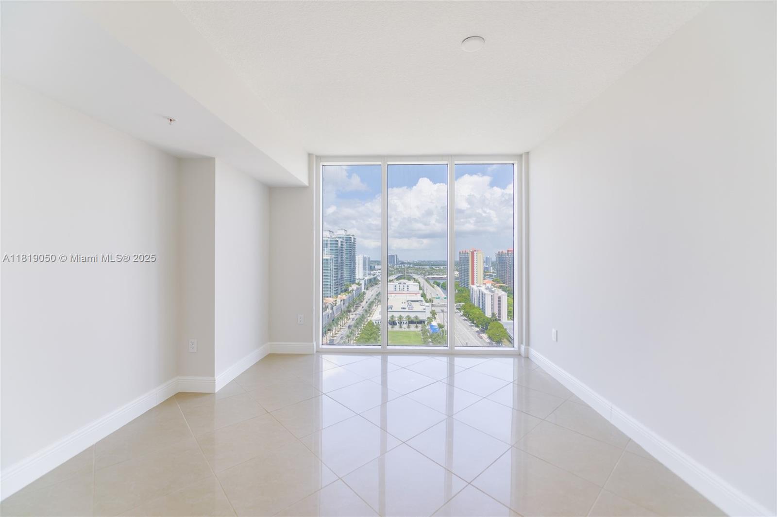 16699 Collins Ave #2107, Sunny Isles Beach FL 33160
