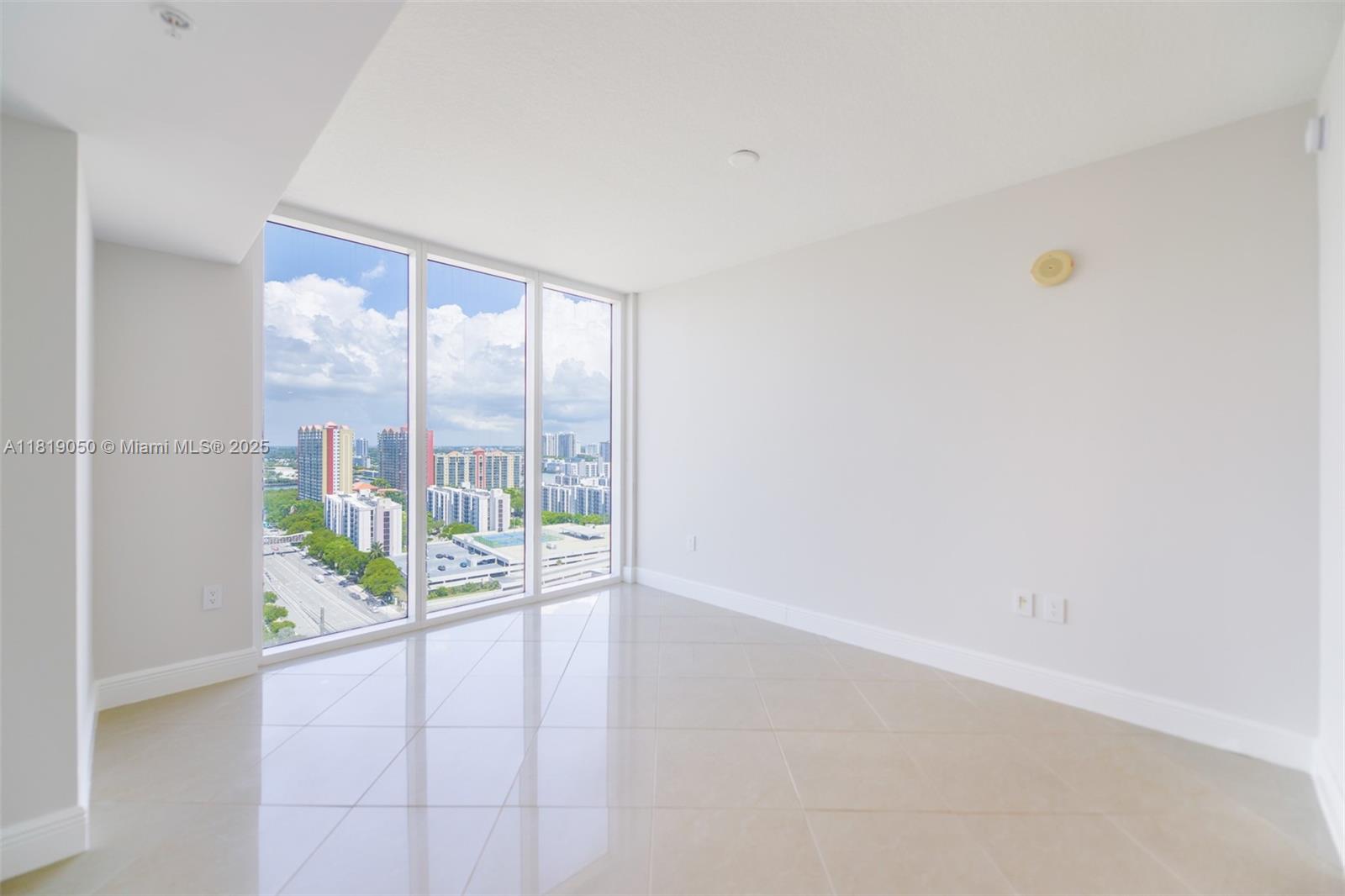 16699 Collins Ave #2107, Sunny Isles Beach FL 33160