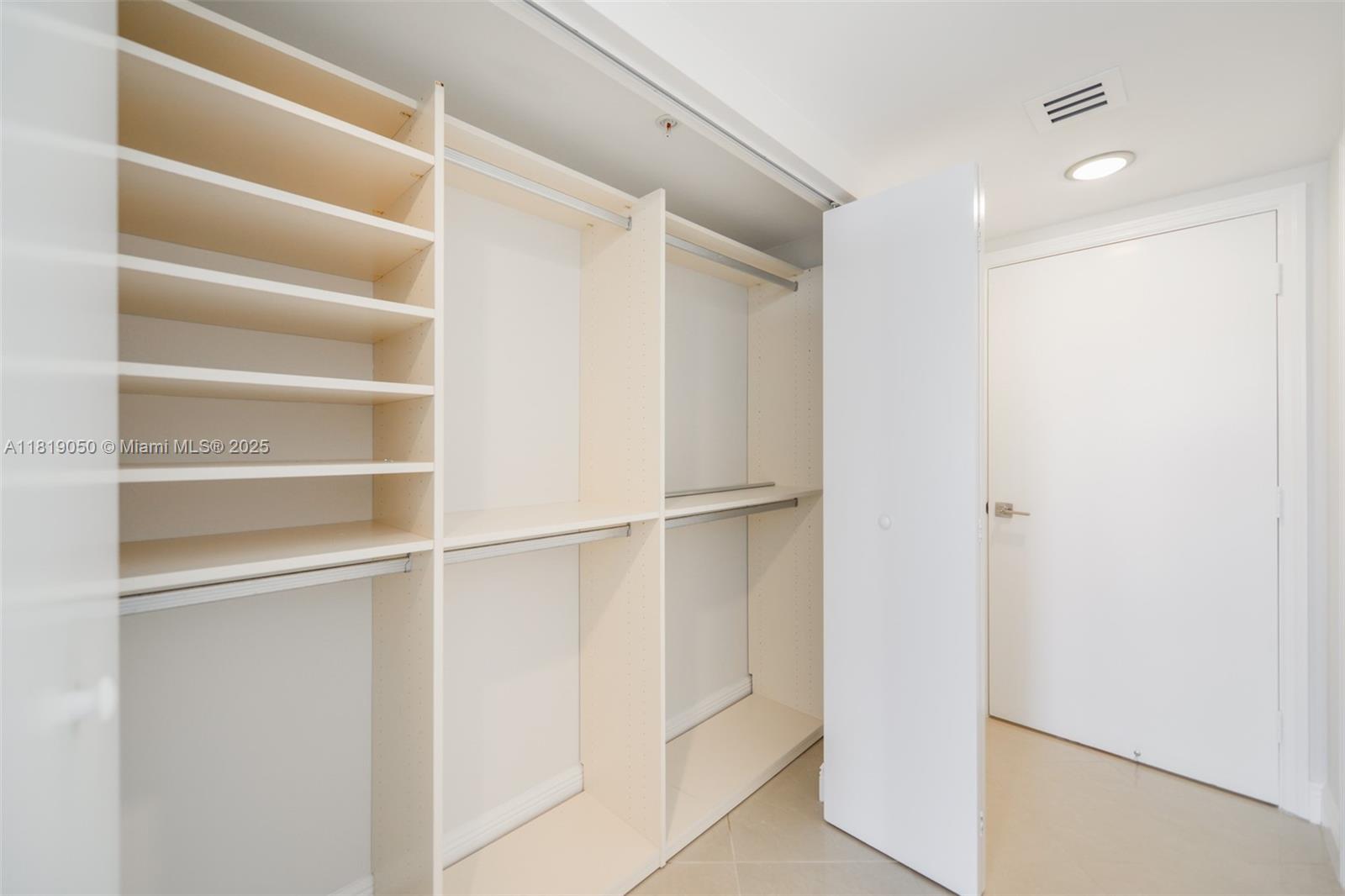 16699 Collins Ave #2107, Sunny Isles Beach FL 33160