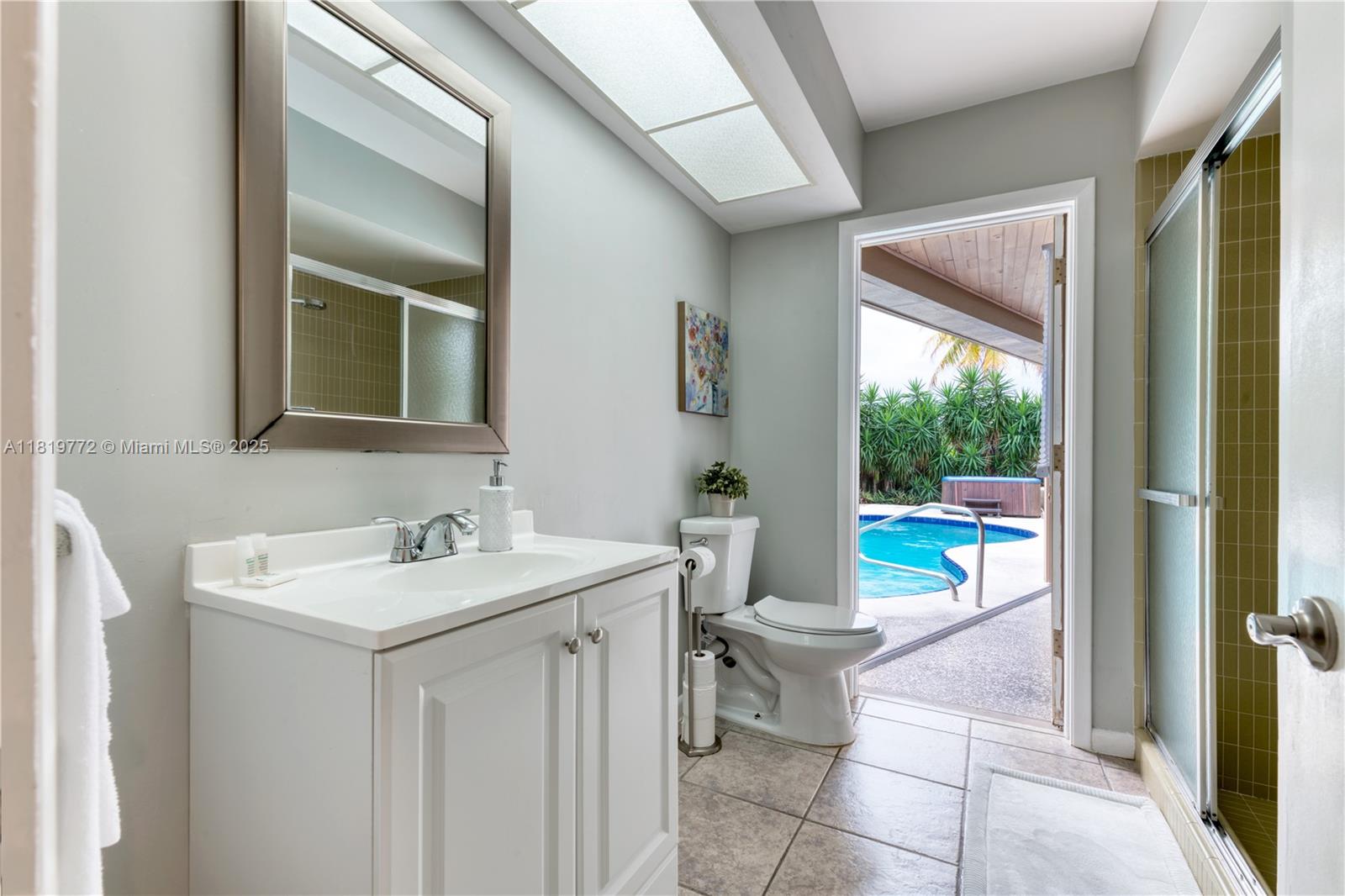 1122 S N St, Lake Worth FL 33460