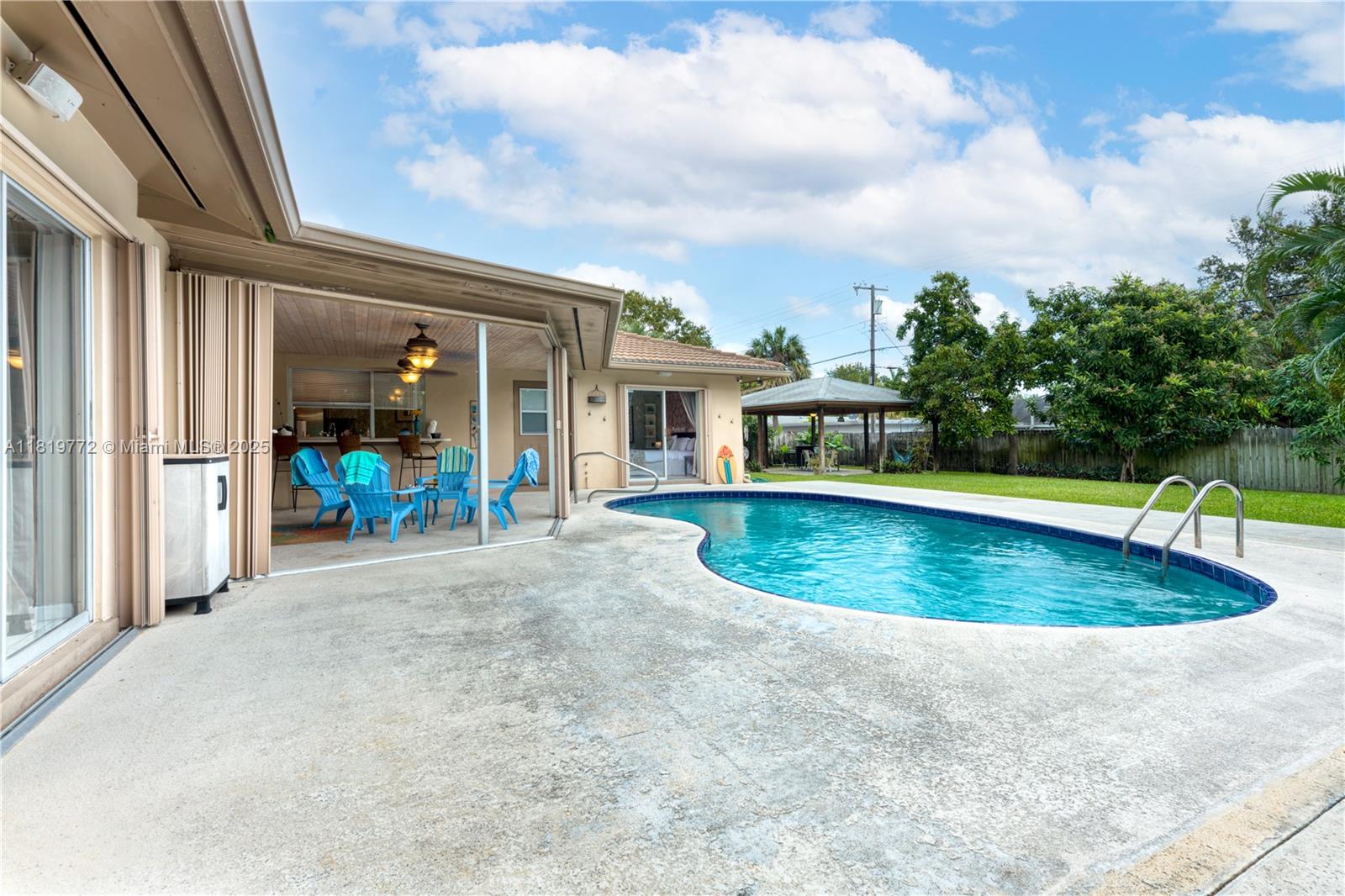 1122 S N St, Lake Worth FL 33460