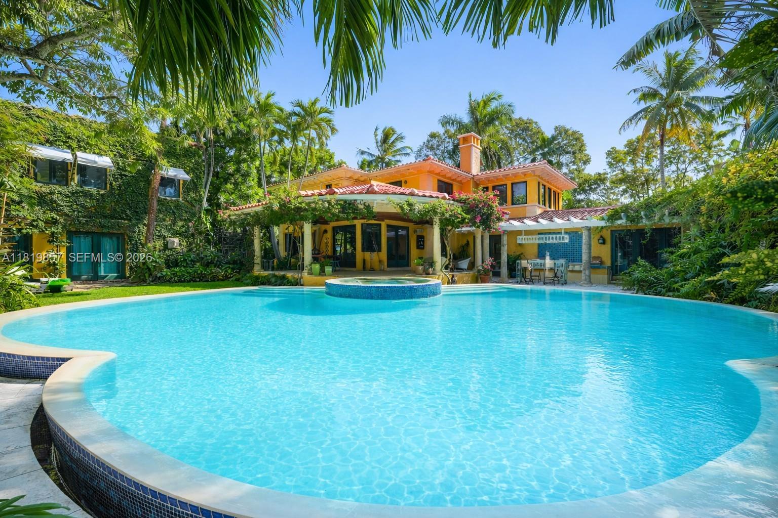 2050 Alton Rd, Miami Beach FL 33140