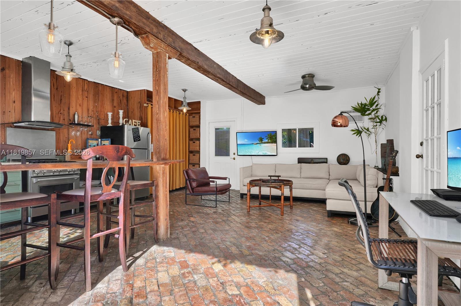 2050 Alton Rd, Miami Beach FL 33140