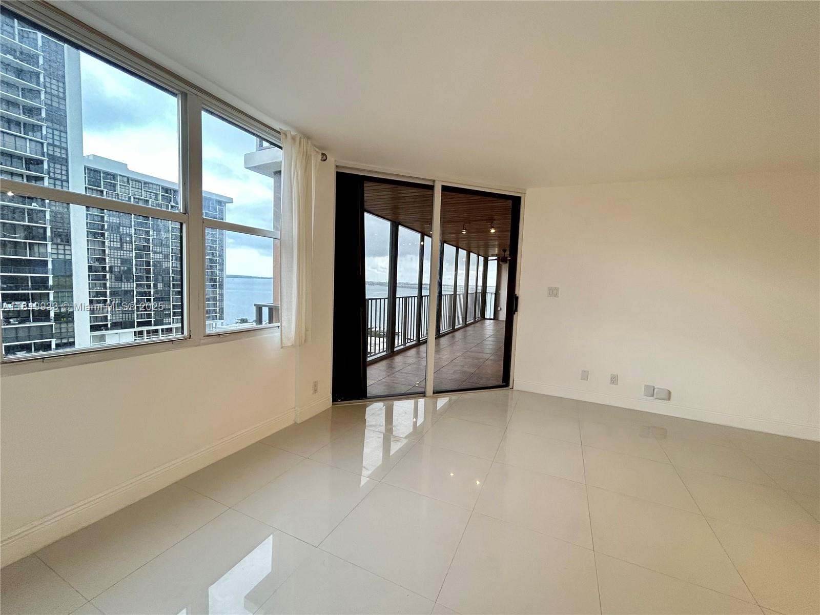 1915 BRICKELL AVE #1106C, Miami FL 33129