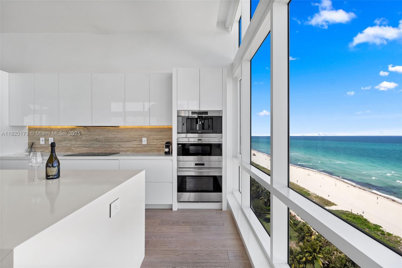 102 24th St #PH-1610, Miami Beach FL 33139