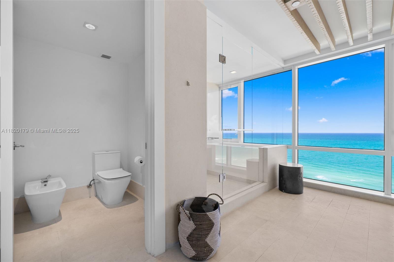 102 24th St #PH-1610, Miami Beach FL 33139
