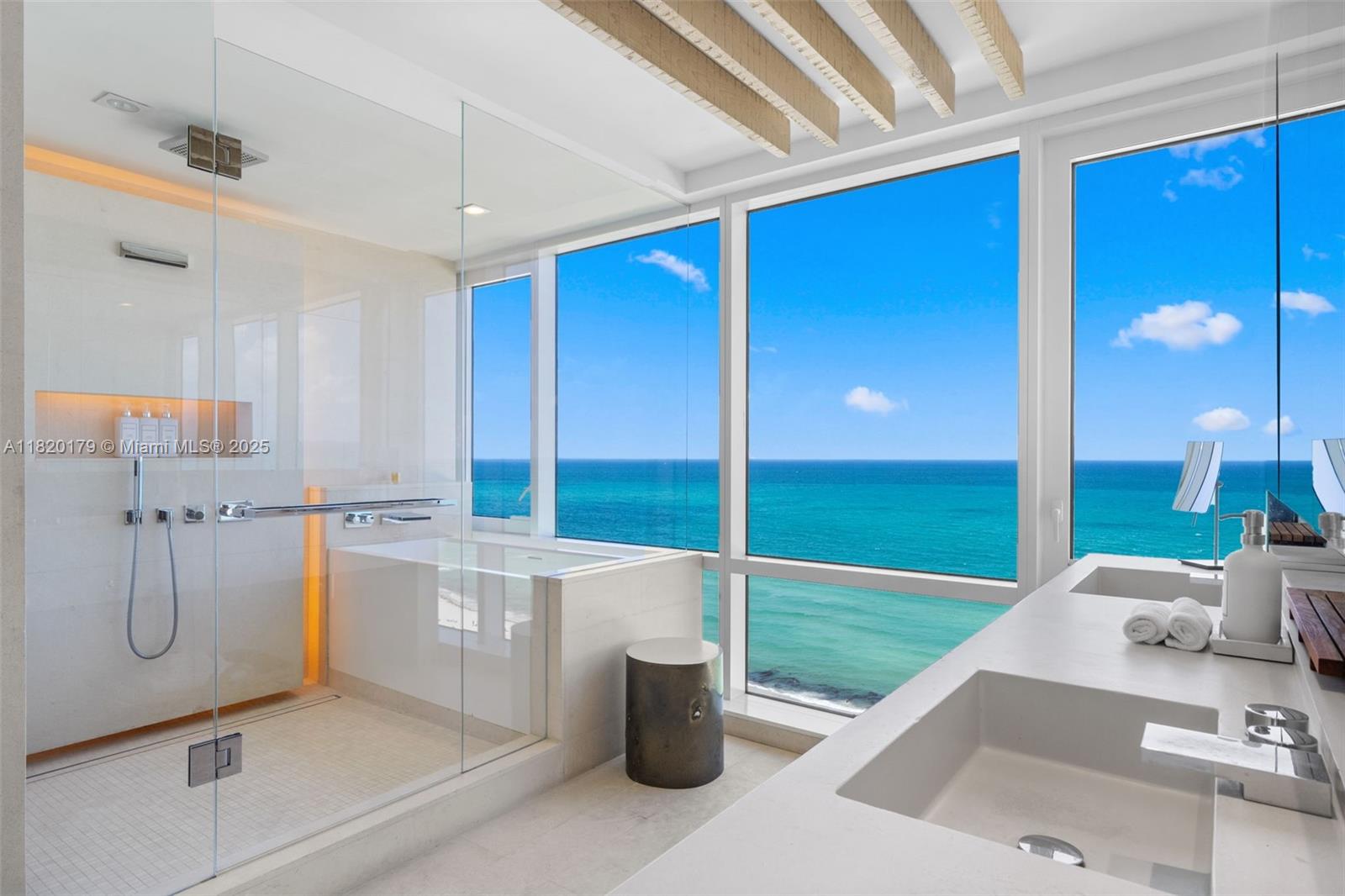 102 24th St #PH-1610, Miami Beach FL 33139