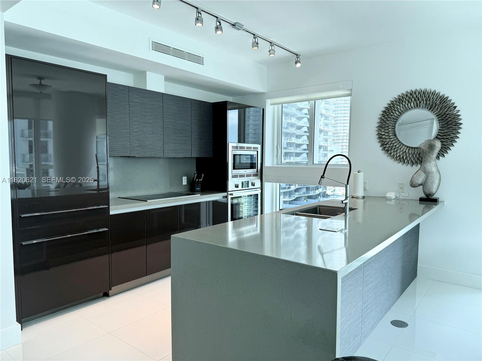 1080 Brickell Ave #2208, Miami FL 33131