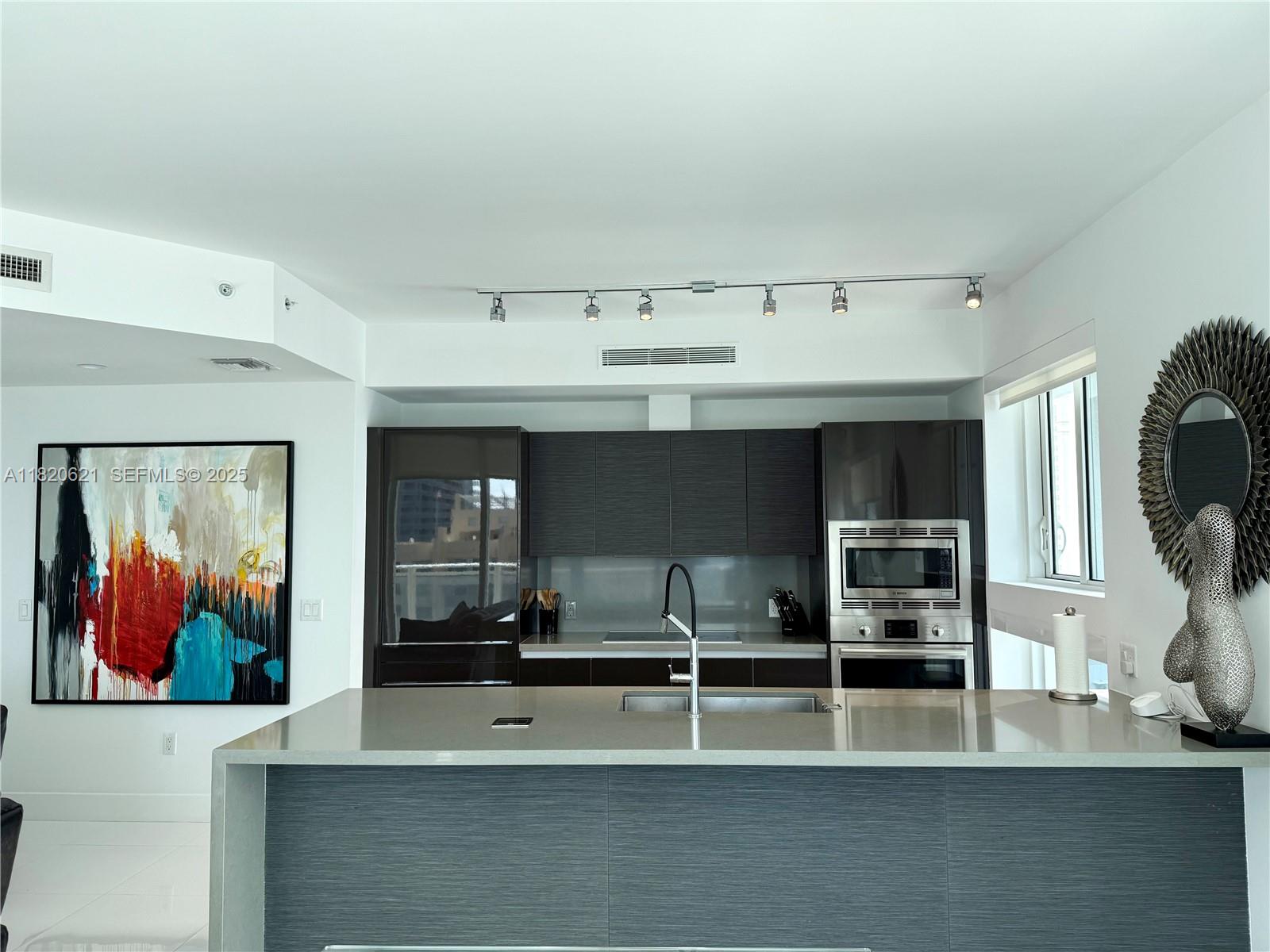 1080 Brickell Ave #2208, Miami FL 33131