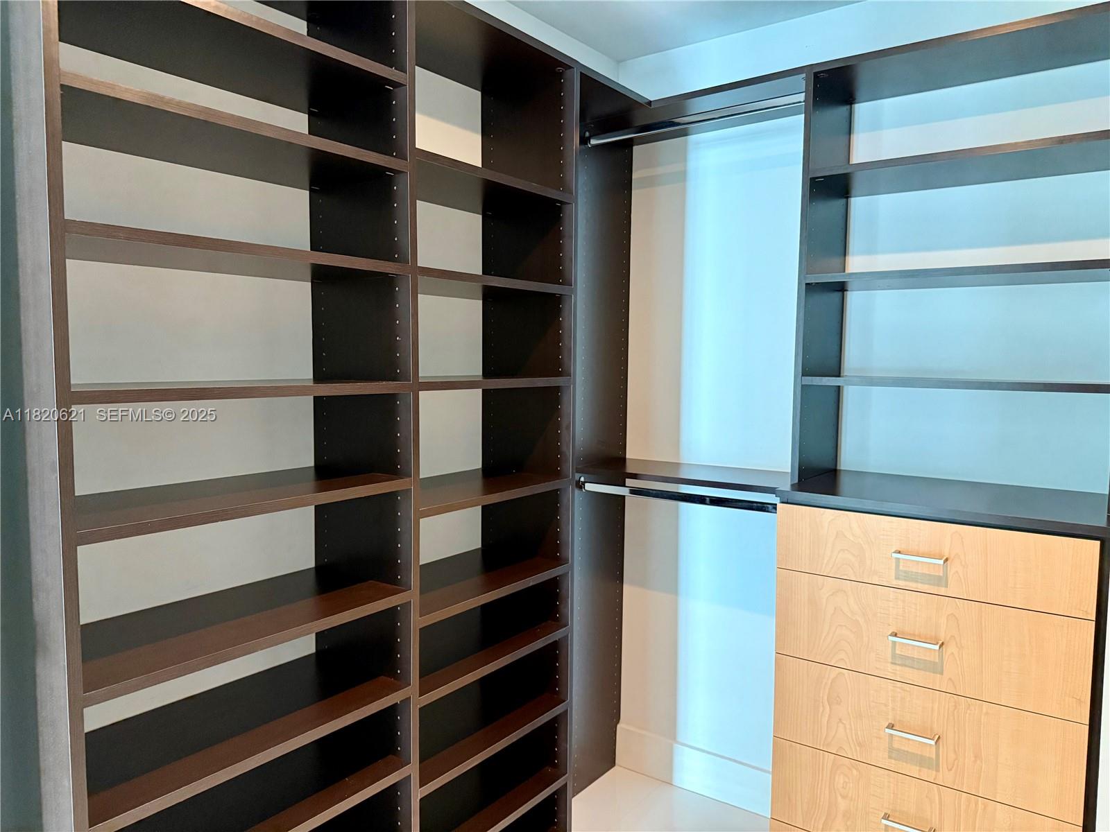 1080 Brickell Ave #2208, Miami FL 33131