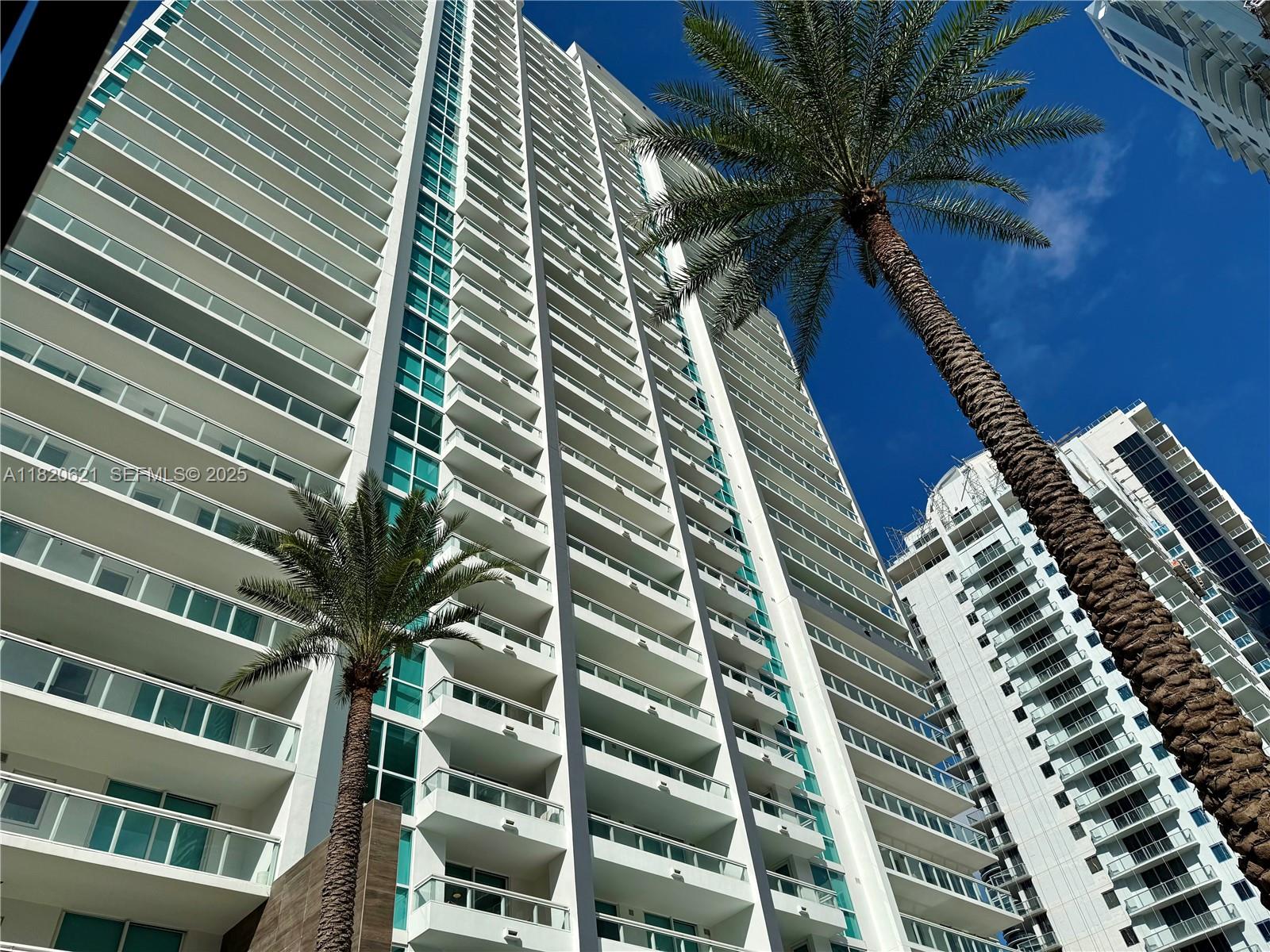 1080 Brickell Ave #2208, Miami FL 33131