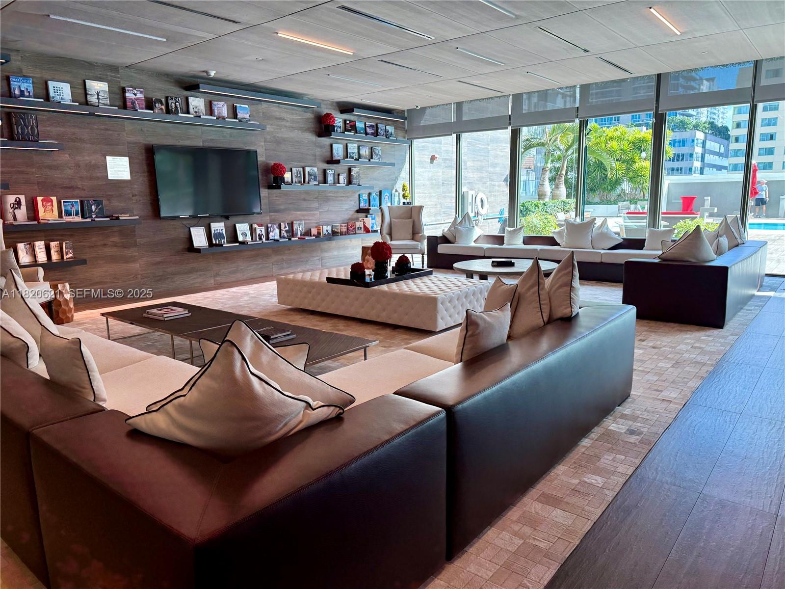 1080 Brickell Ave #2208, Miami FL 33131