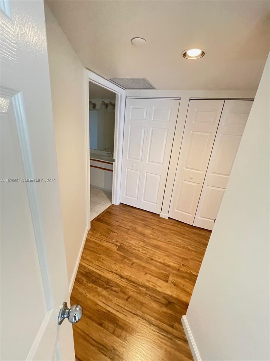 3530 Mystic Pointe Dr #3104, Aventura FL 33180