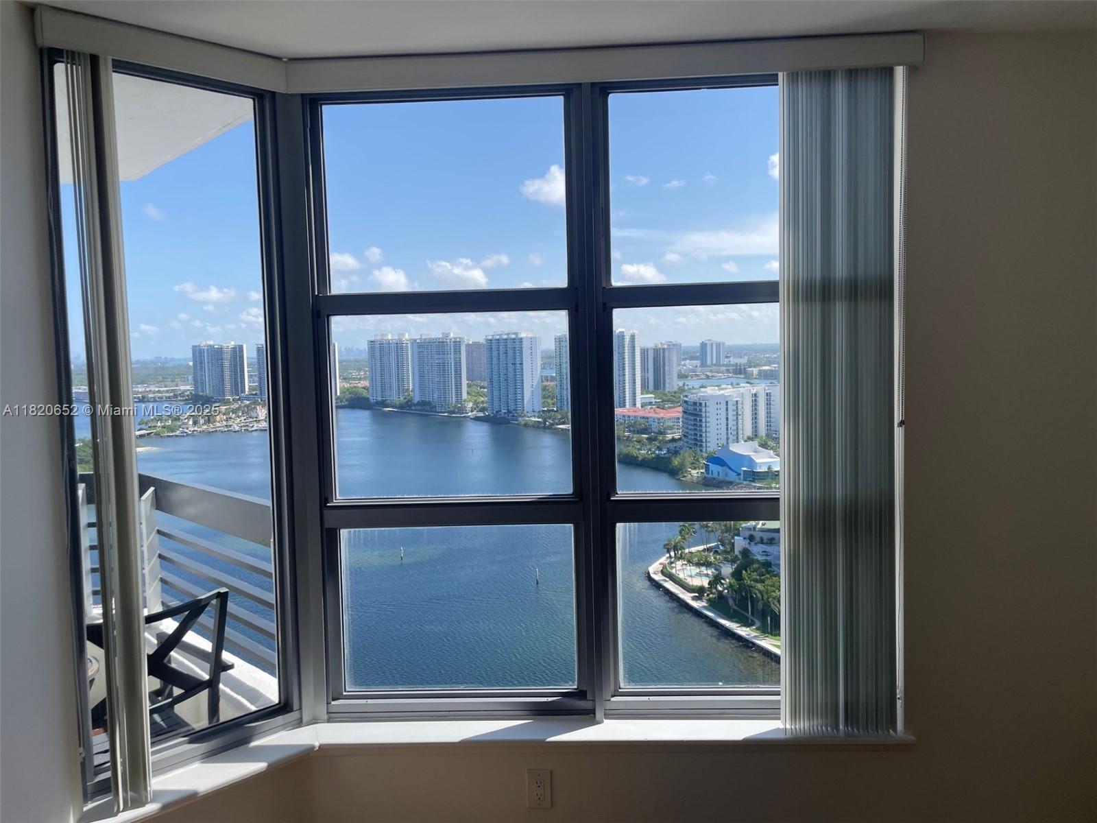 3530 Mystic Pointe Dr #3104, Aventura FL 33180