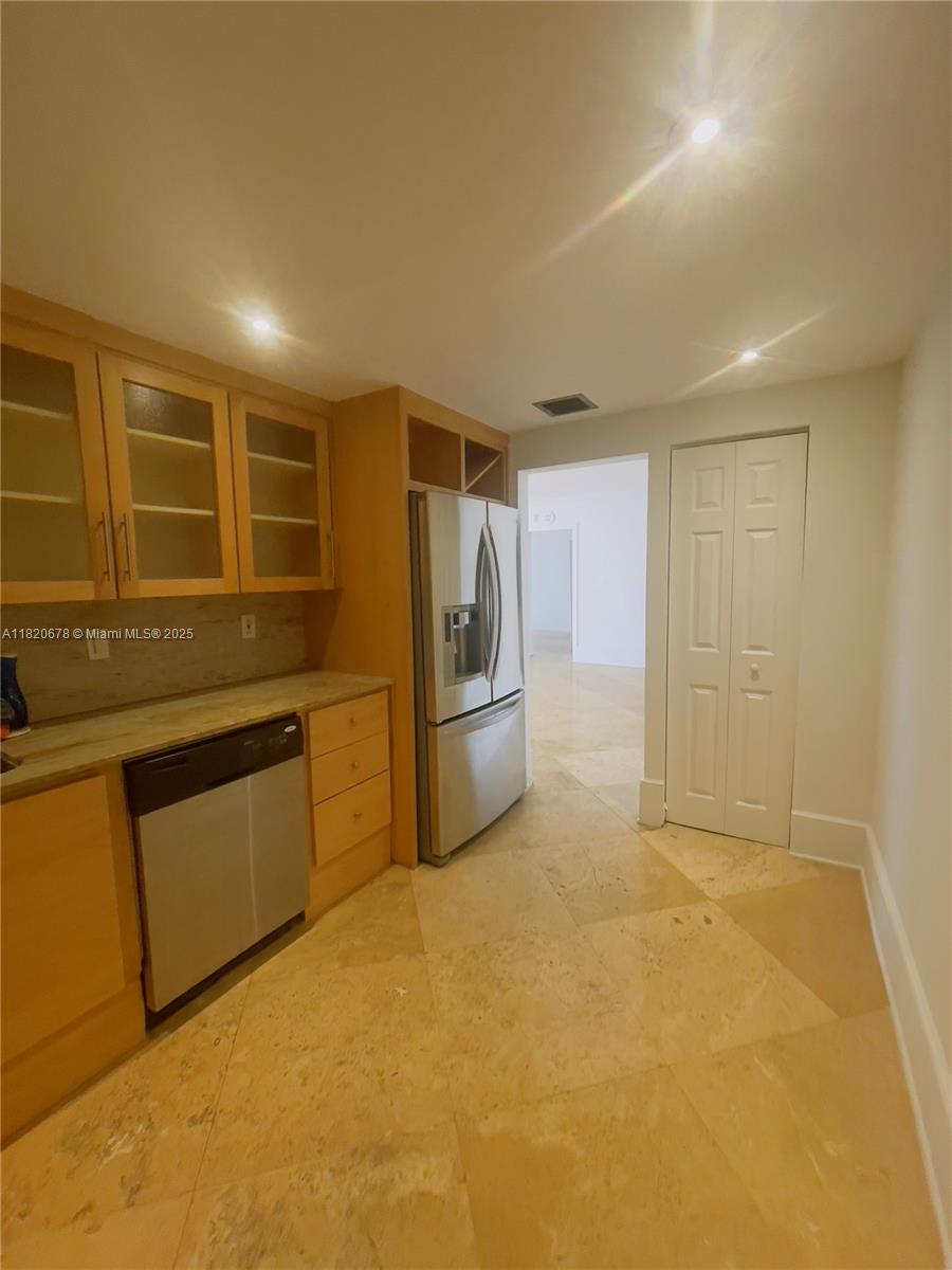 780 NE 69th St #1507, Miami FL 33138