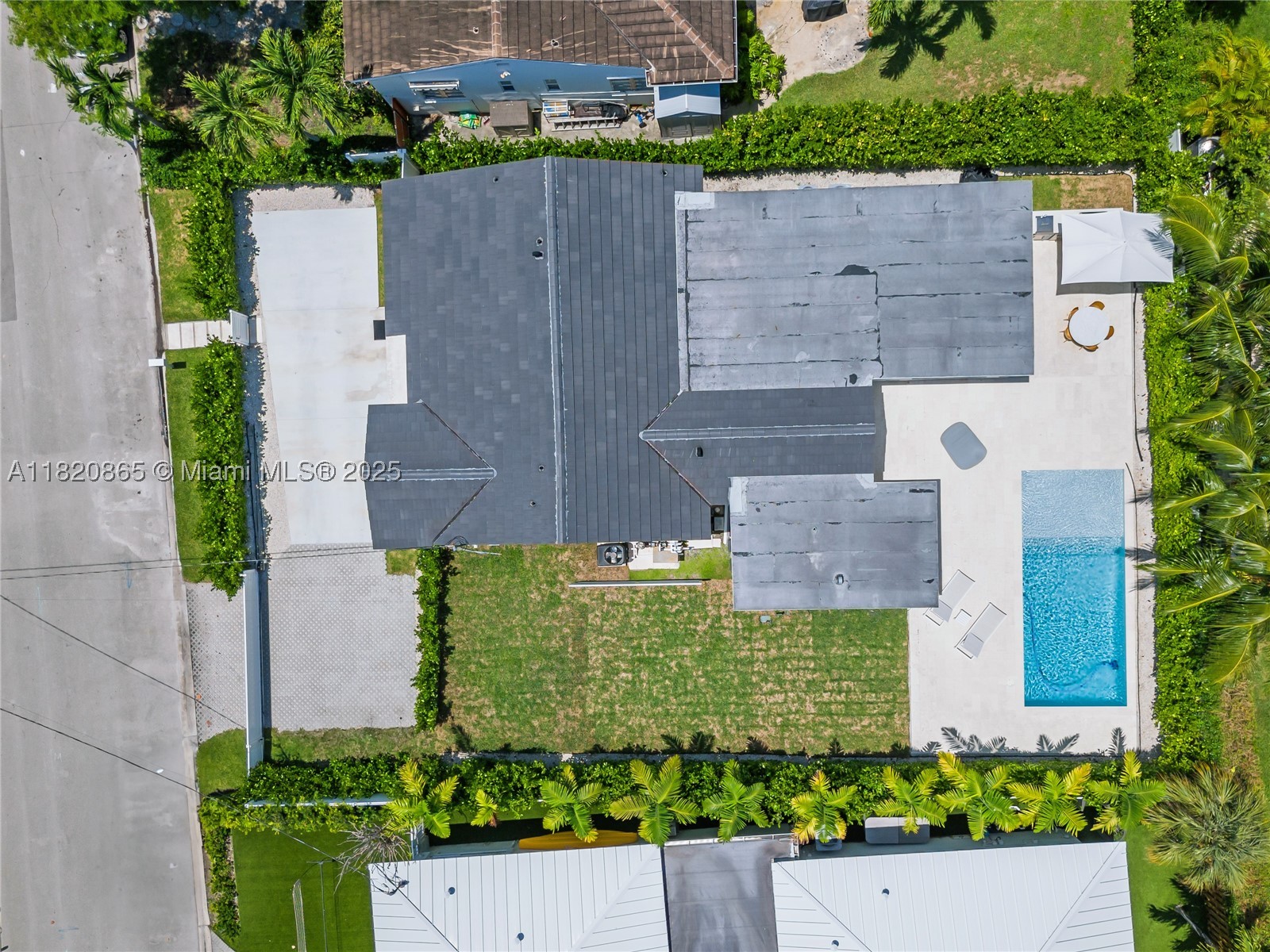 9033 Emerson Ave, Surfside FL 33154
