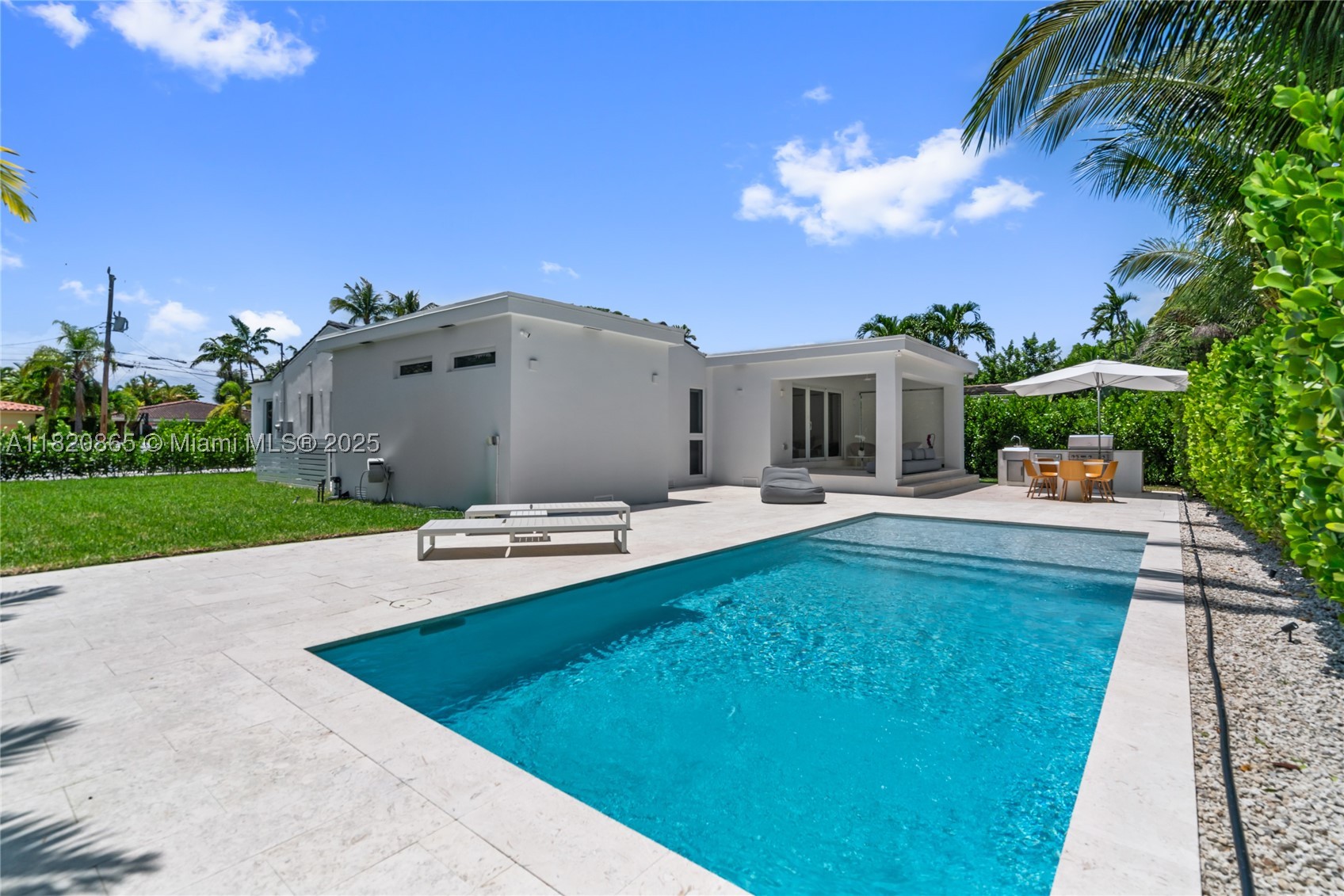 9033 Emerson Ave, Surfside FL 33154